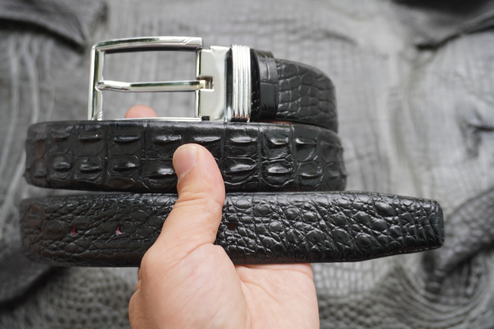 W 1.5 inch – Black Genuine CROCODILE Hornback LEATHER Skin Men’s Belt #E56
