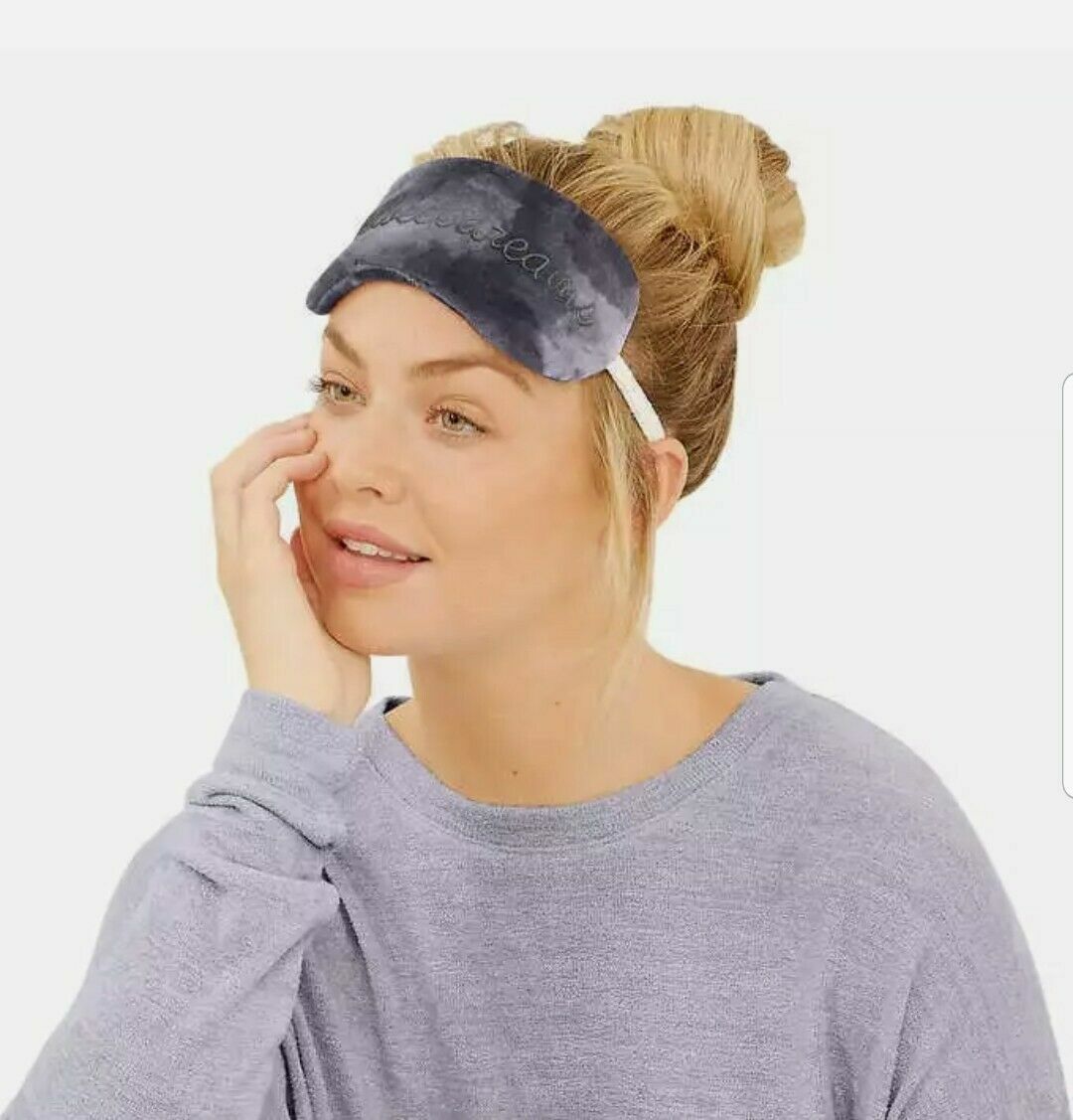 Three Dots 2 Piece Knit Velour Set With Eye Mask E41