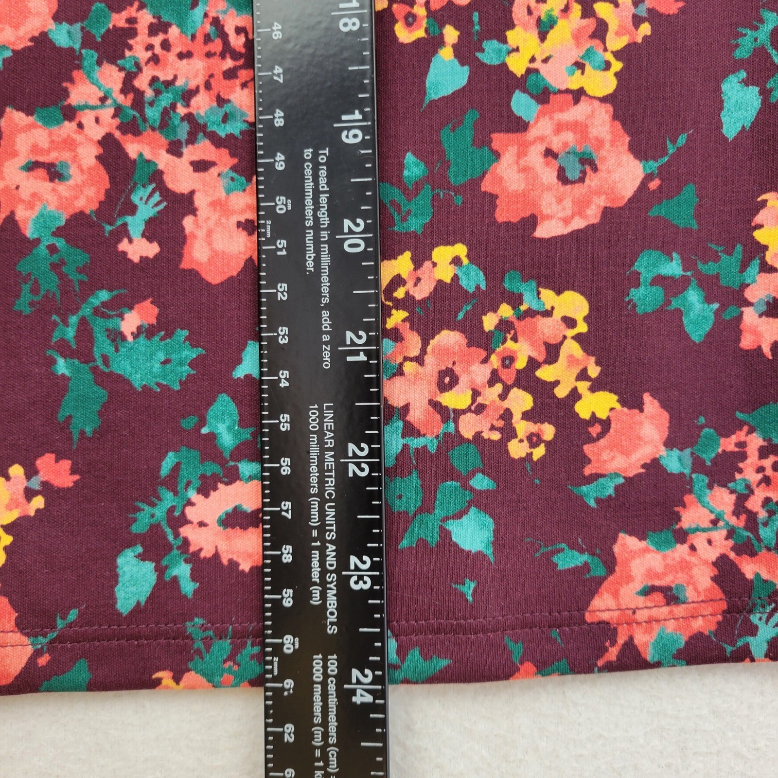 LL Bean Womens Pima Cotton Turtleneck Size Small Top Burgundy Floral 512331