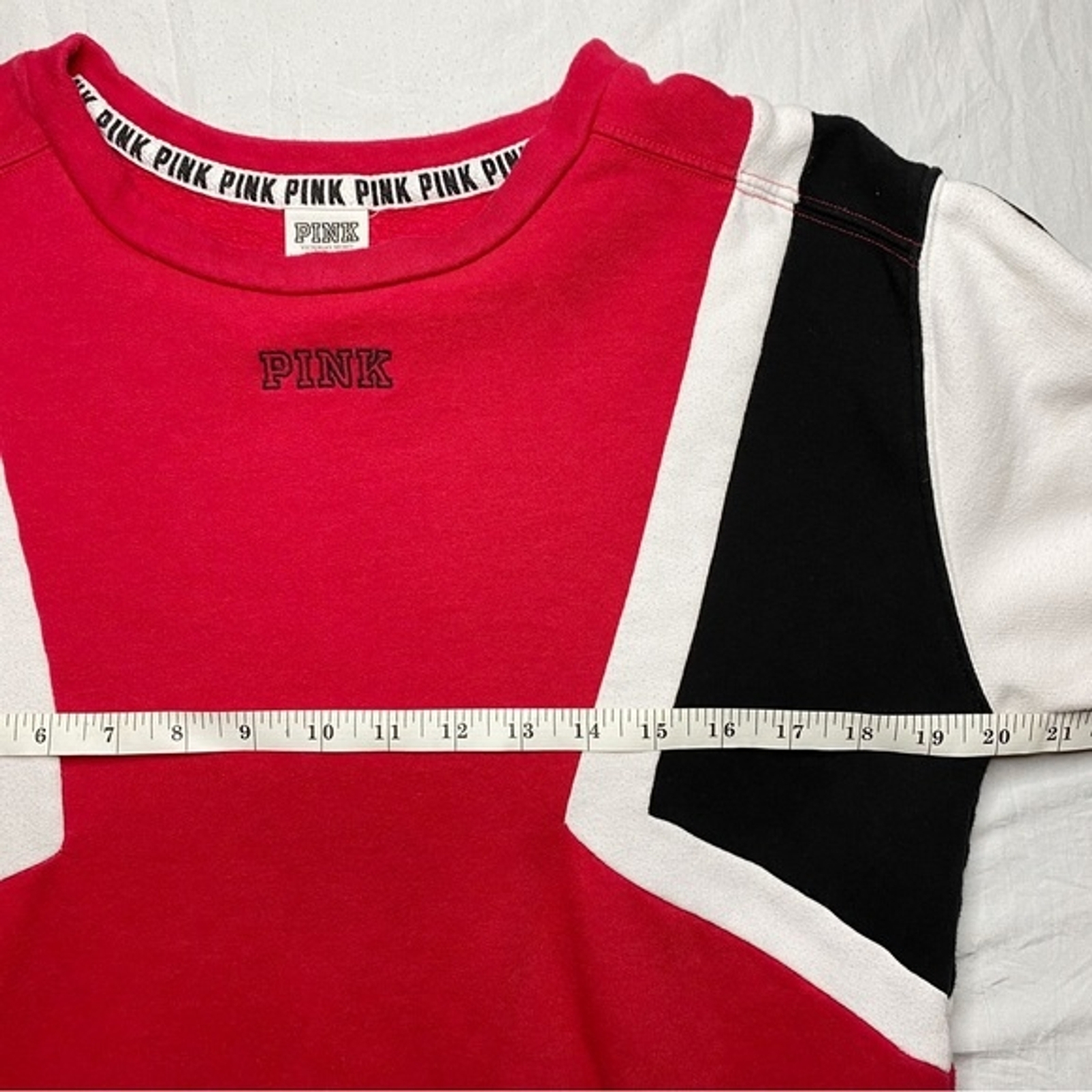 PINK Victoria’s Secret Red White and Black Crewneck Sweatshirt Cotton Size Small