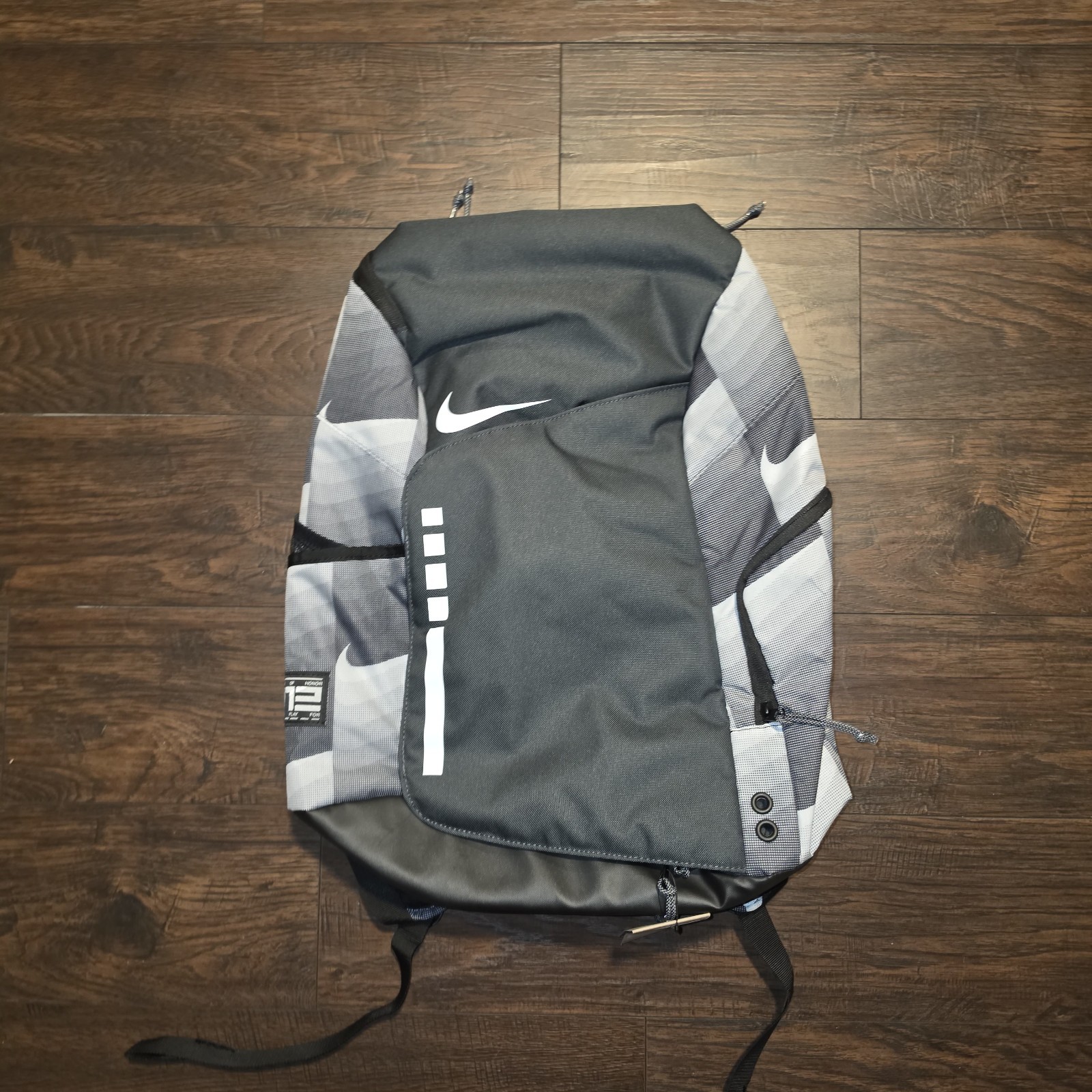 Nike Hoops Elite Backpack 32L FZ7311 084 NWT & Zippers Anthracite