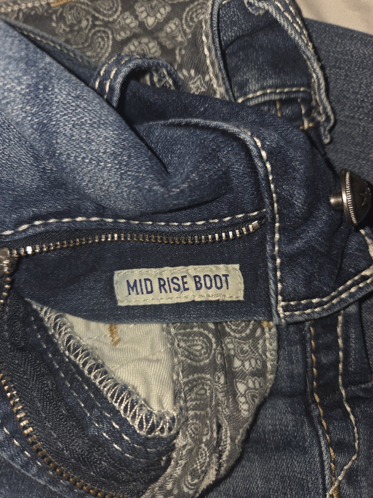 Ariat REAL Denim Womens 32×32 Mid Rise Bootcut Jeans Rainstorm Whipstitch 31R