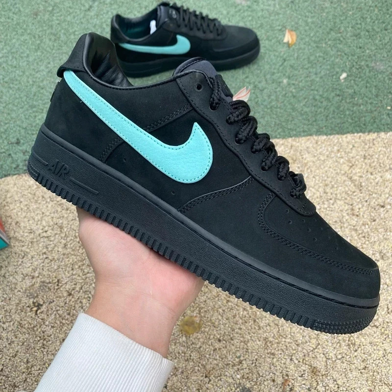 Nike Air Force 1 x Tiffany & Co “1837” – New with Box – Men’s EU 43 / US 9.5