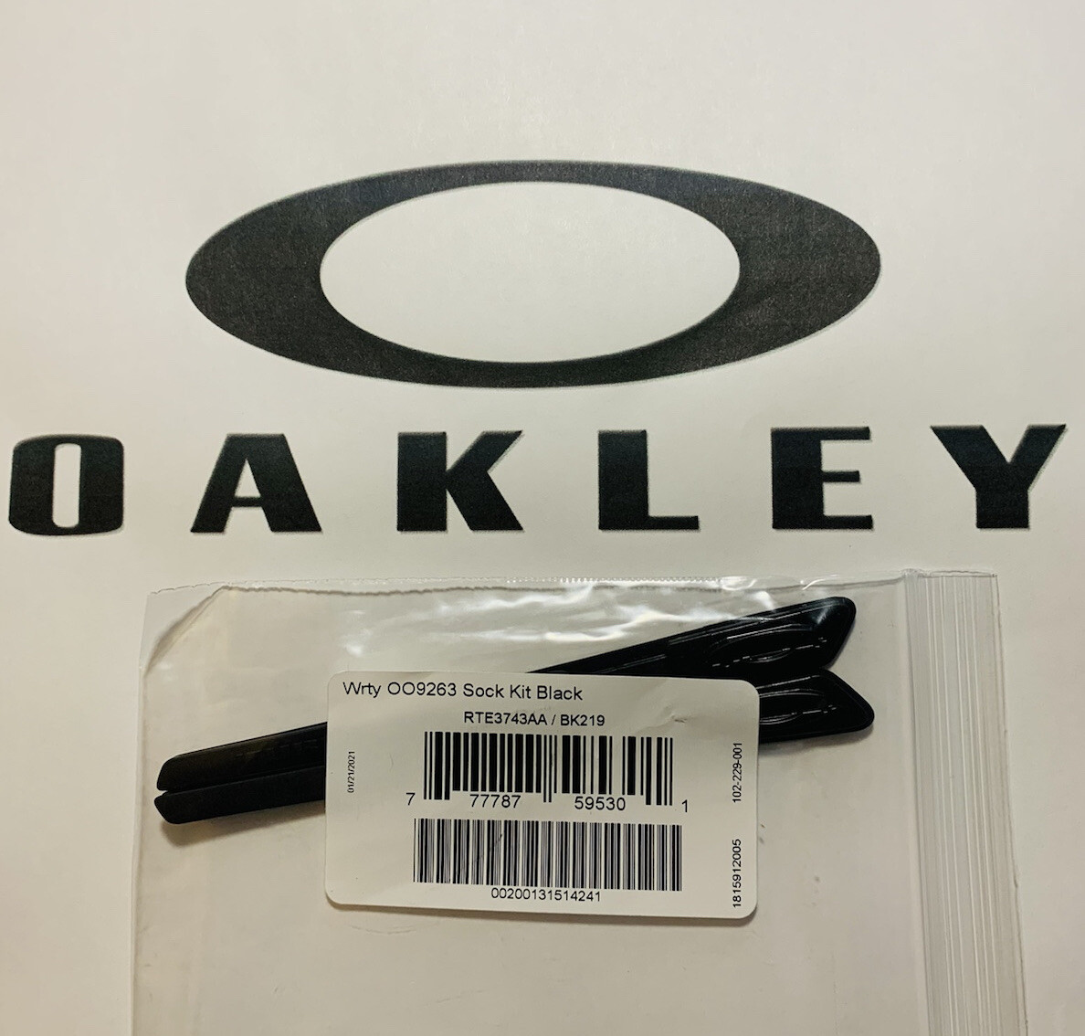 Authentic Oakley Turbine OO9263 Rotor OO9307 Turbine XS OJ9003 Black Ear Socks
