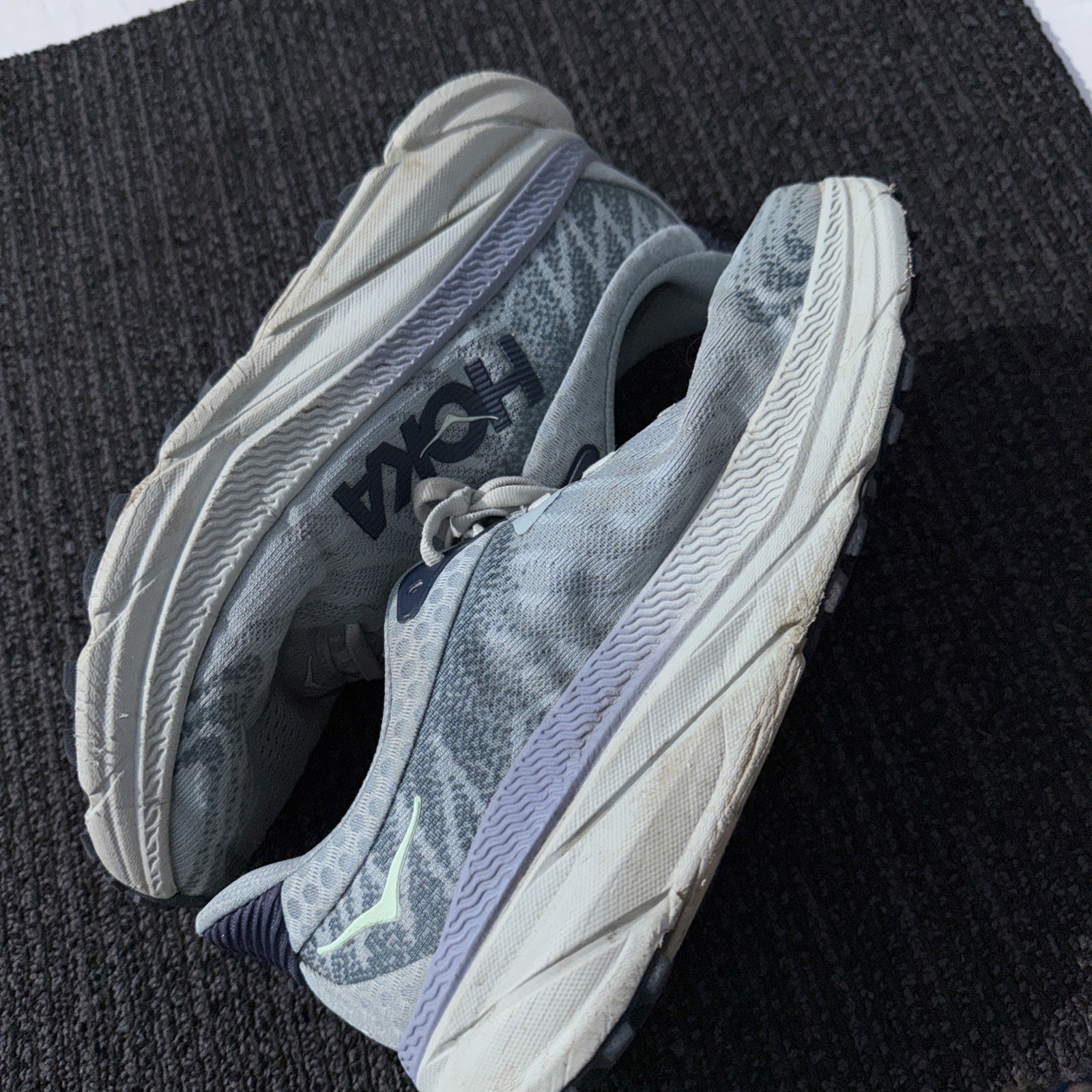 Hoka Woman’s 8D Challenger Atr 7