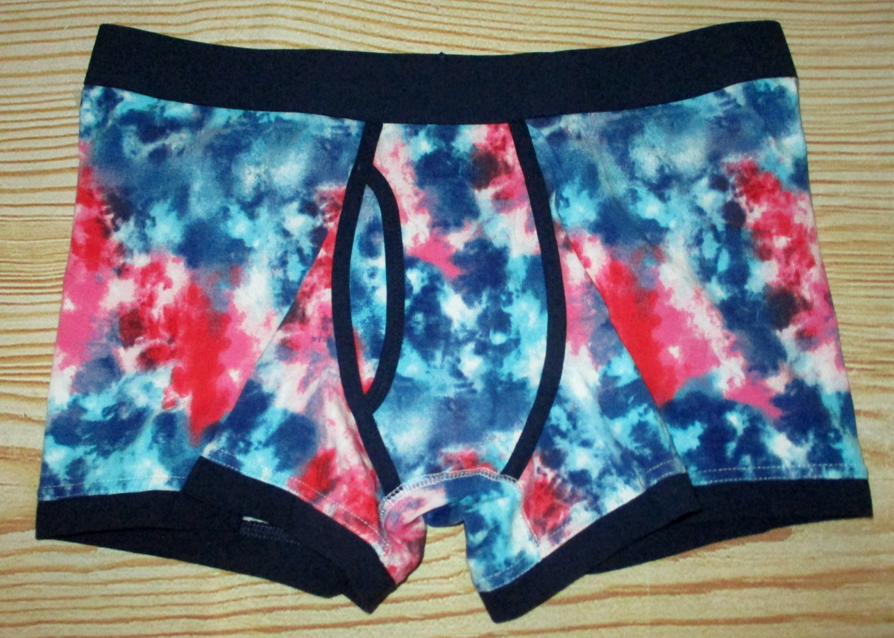 MENS MOSSIMO TIE DYE BOXER BRIEF SIZE M (32/34)