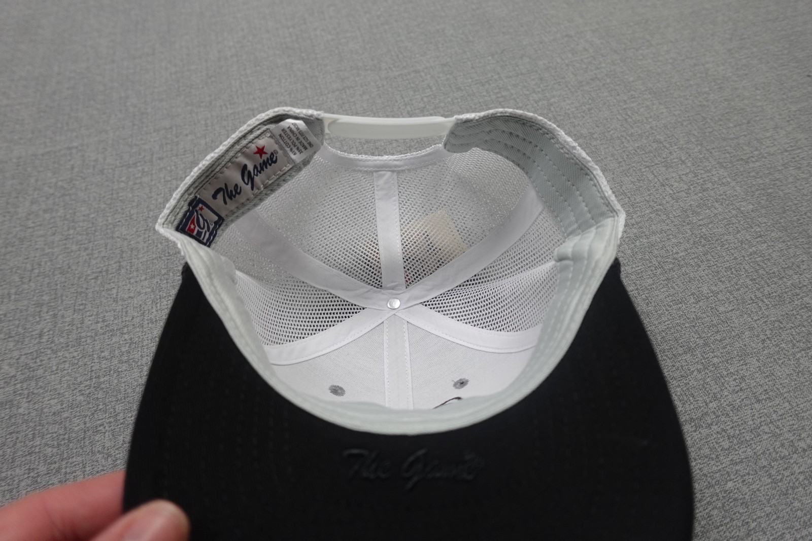Road America Hat Cap Snap Back Mens One Size Gray Black Racing Cars Trucker NWT