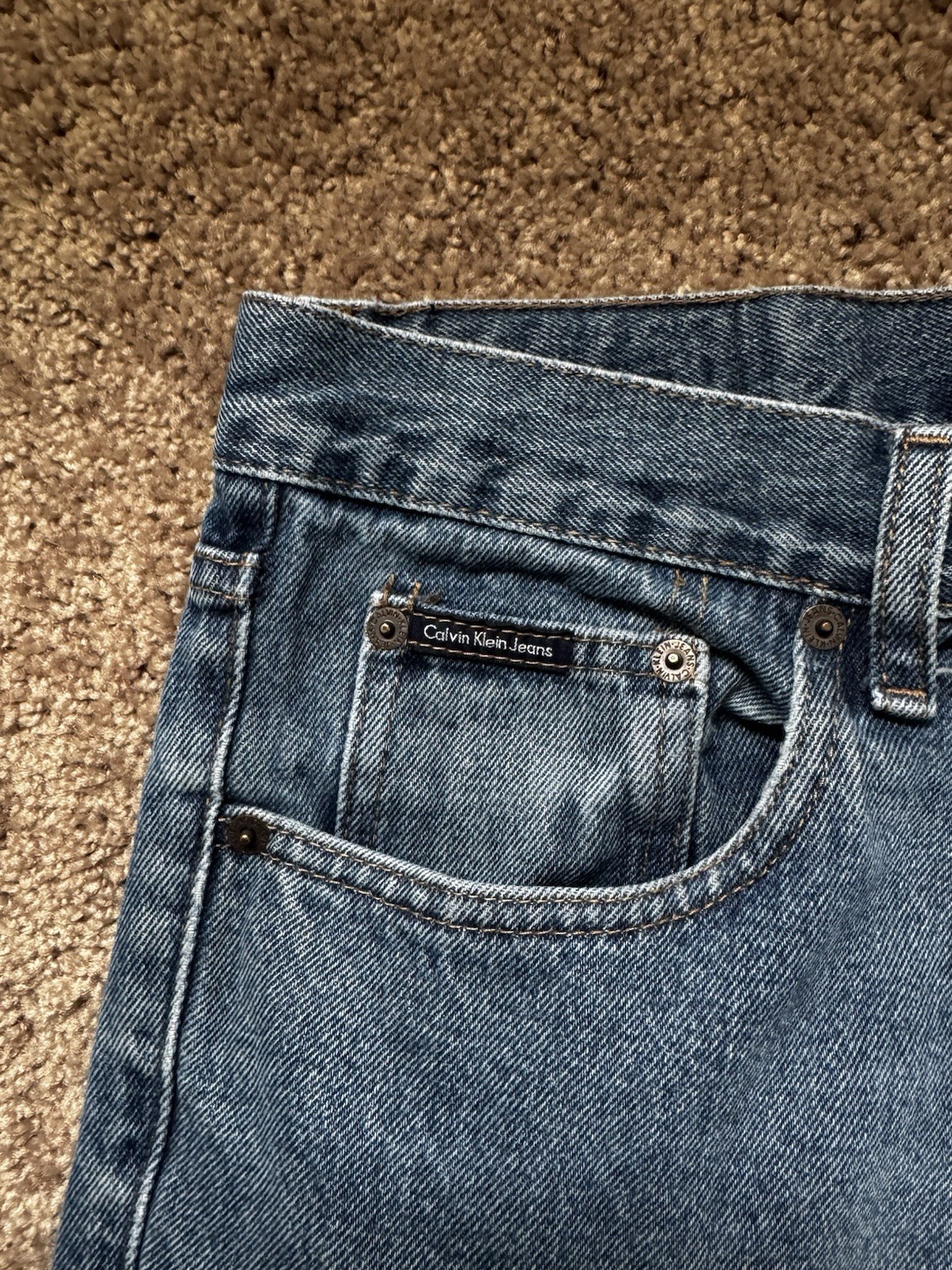 Calvin Klein Jeans Men’s Blue Medium Wash Straight Denim Cotton Vintage Cut Y2K