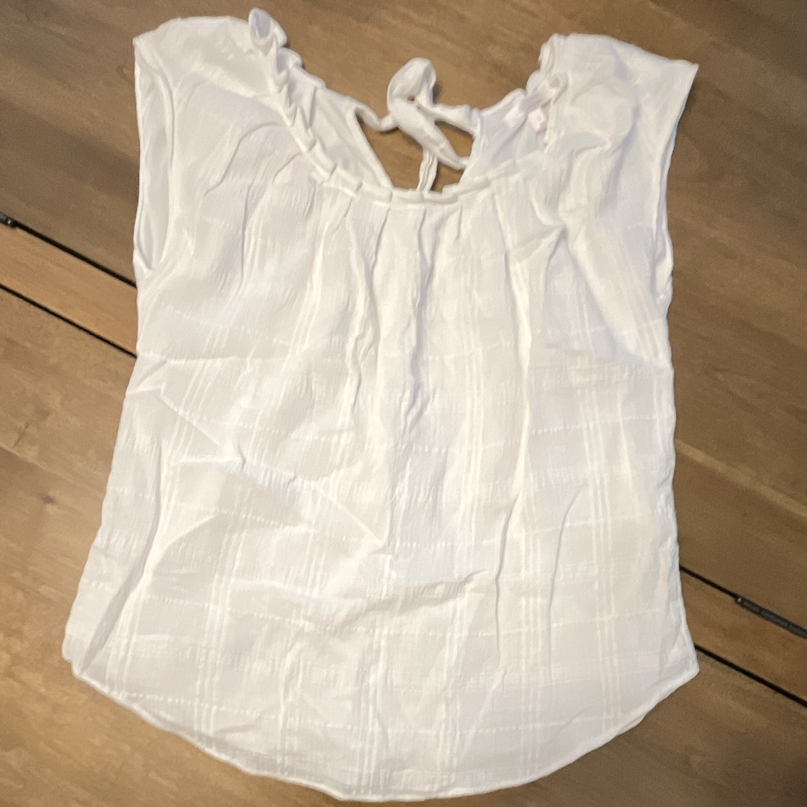 LC Lauren Conrad White Solid Sleeveless V-Neck Tie Front Bow Ruffle Blouse S