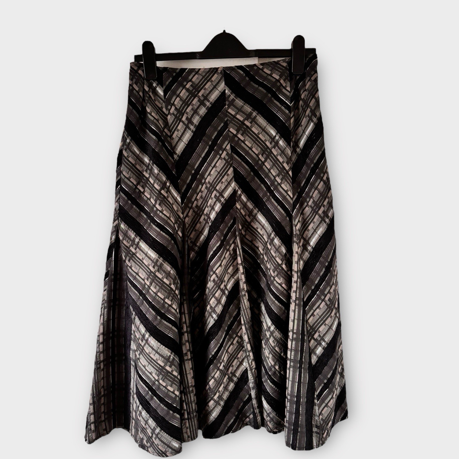 Marks & Spencer Vintage Y2K Skirt Fit 12 W30 Striped Grey Midi Whimsy Gothic