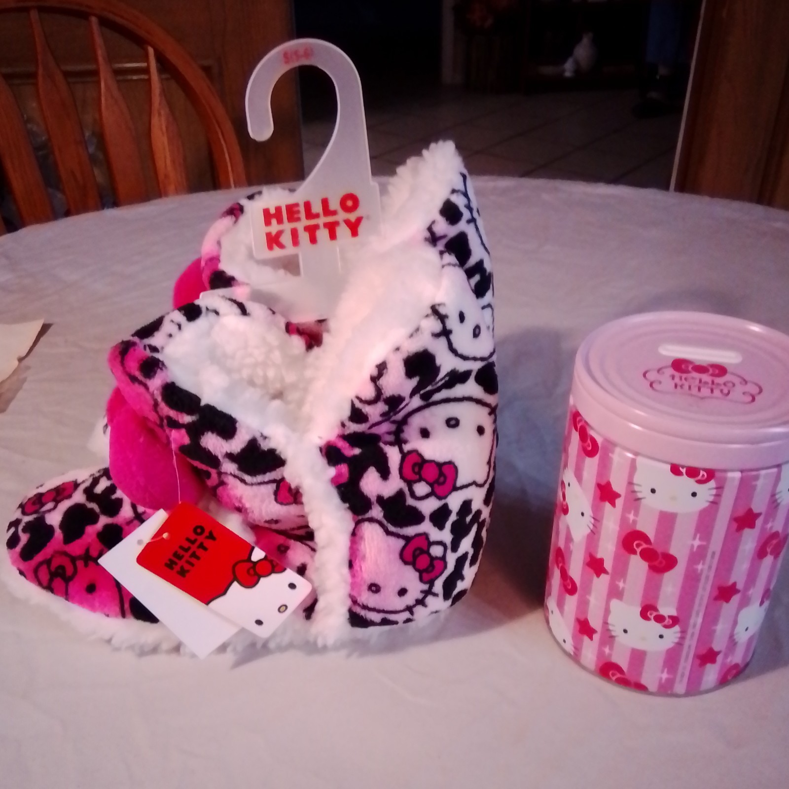 Hello Kitty by Sanrio Women’s Bootie Slippers Animal Print Pink 5-6 Non-Slip