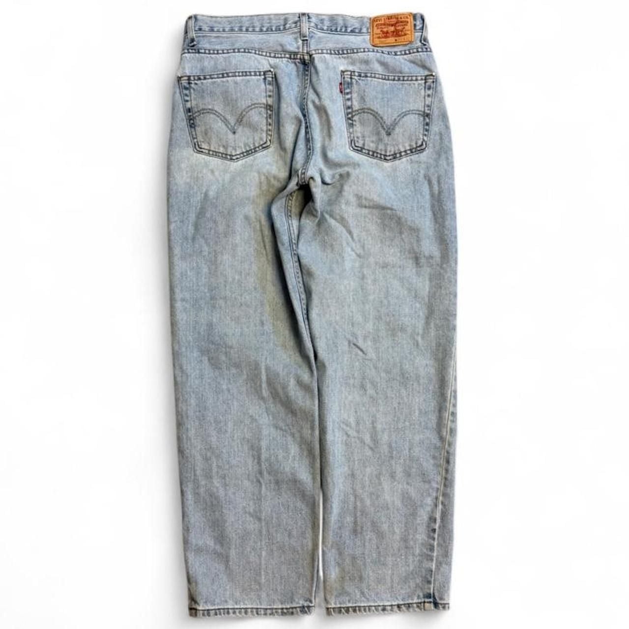 Vintage Levi’s 550 Relaxed Fit Light Wash Denim Jeans 36×32