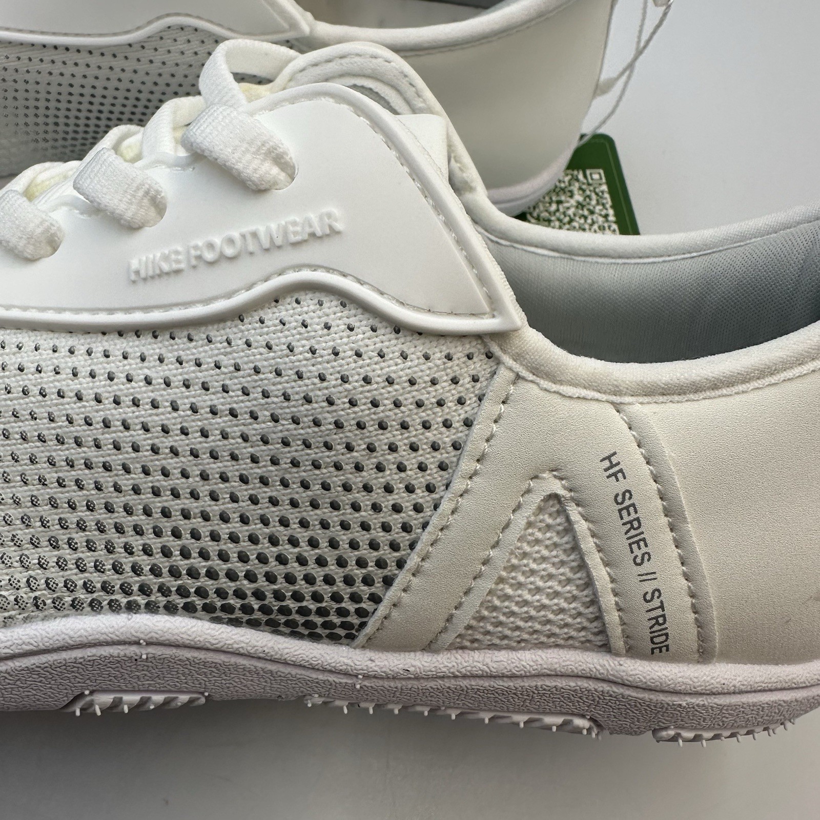Hike Footwear HF Stride White Gray Sneaker EU 42 M 9-9.5 W 11-11.5 Ltwt Natural