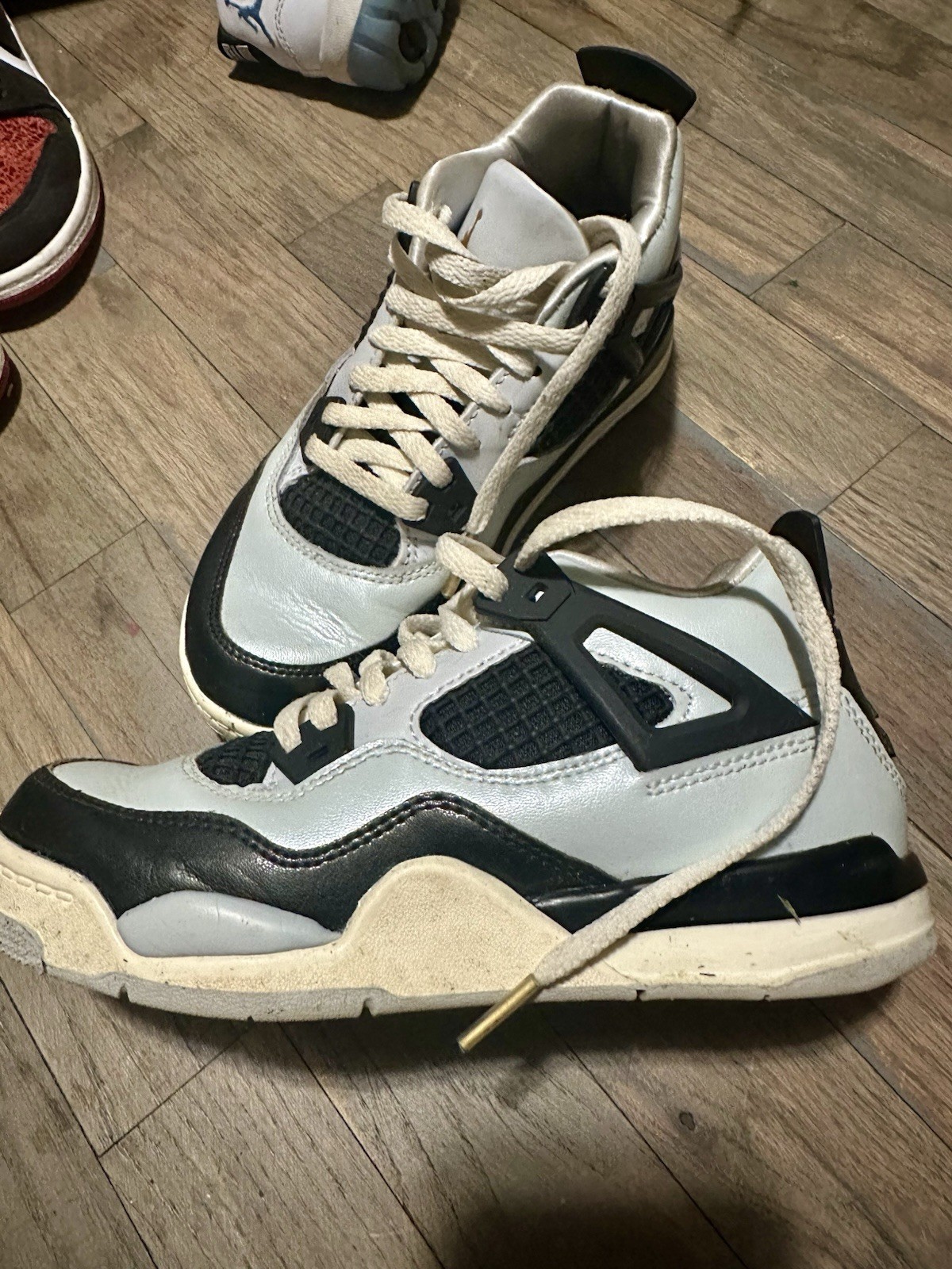 Air Jordan 4 Sneakers Gray/Black 1Y youth boys shoes
