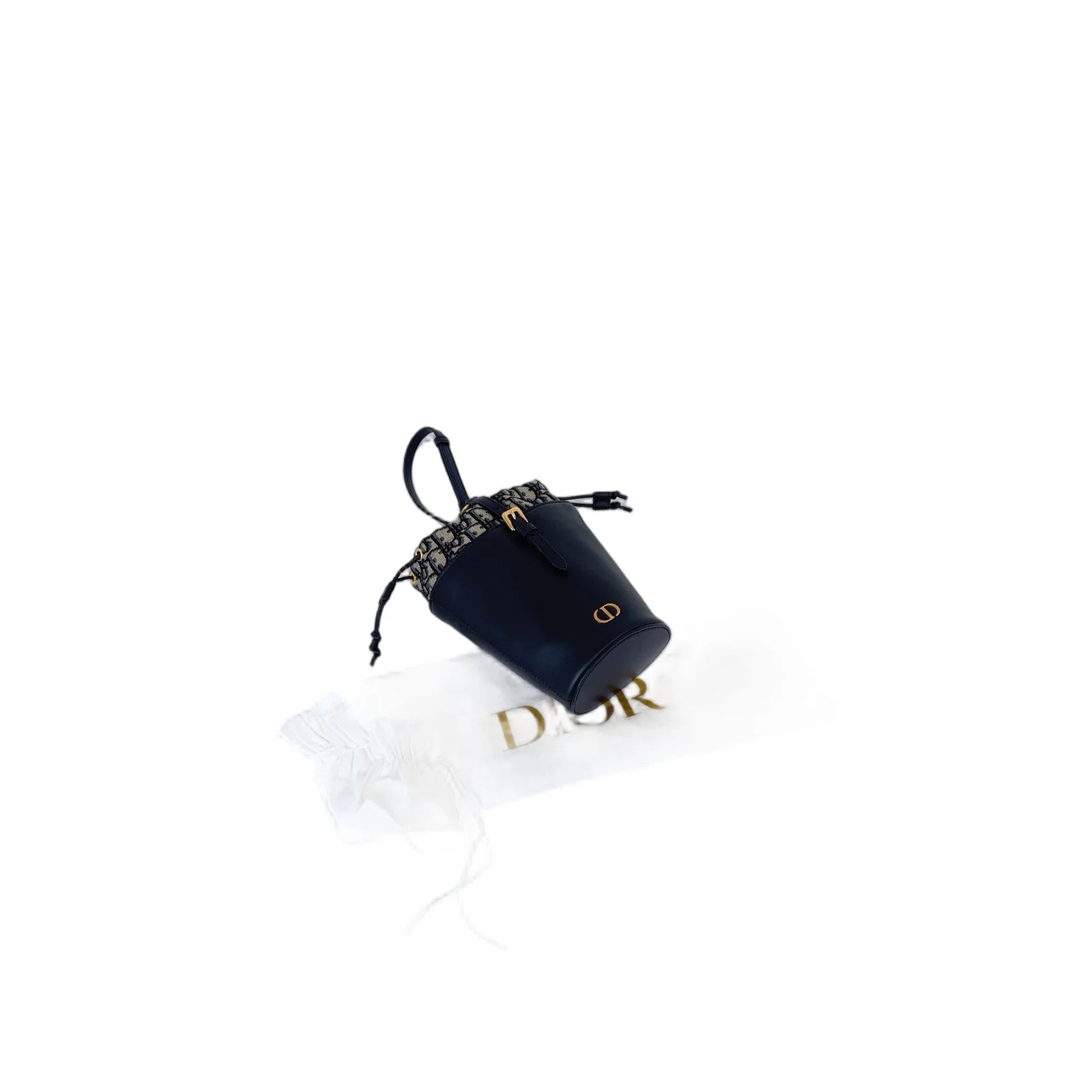 Dior Bucket Black Beige Navy Oblique Calfskin (pa072426a0r)