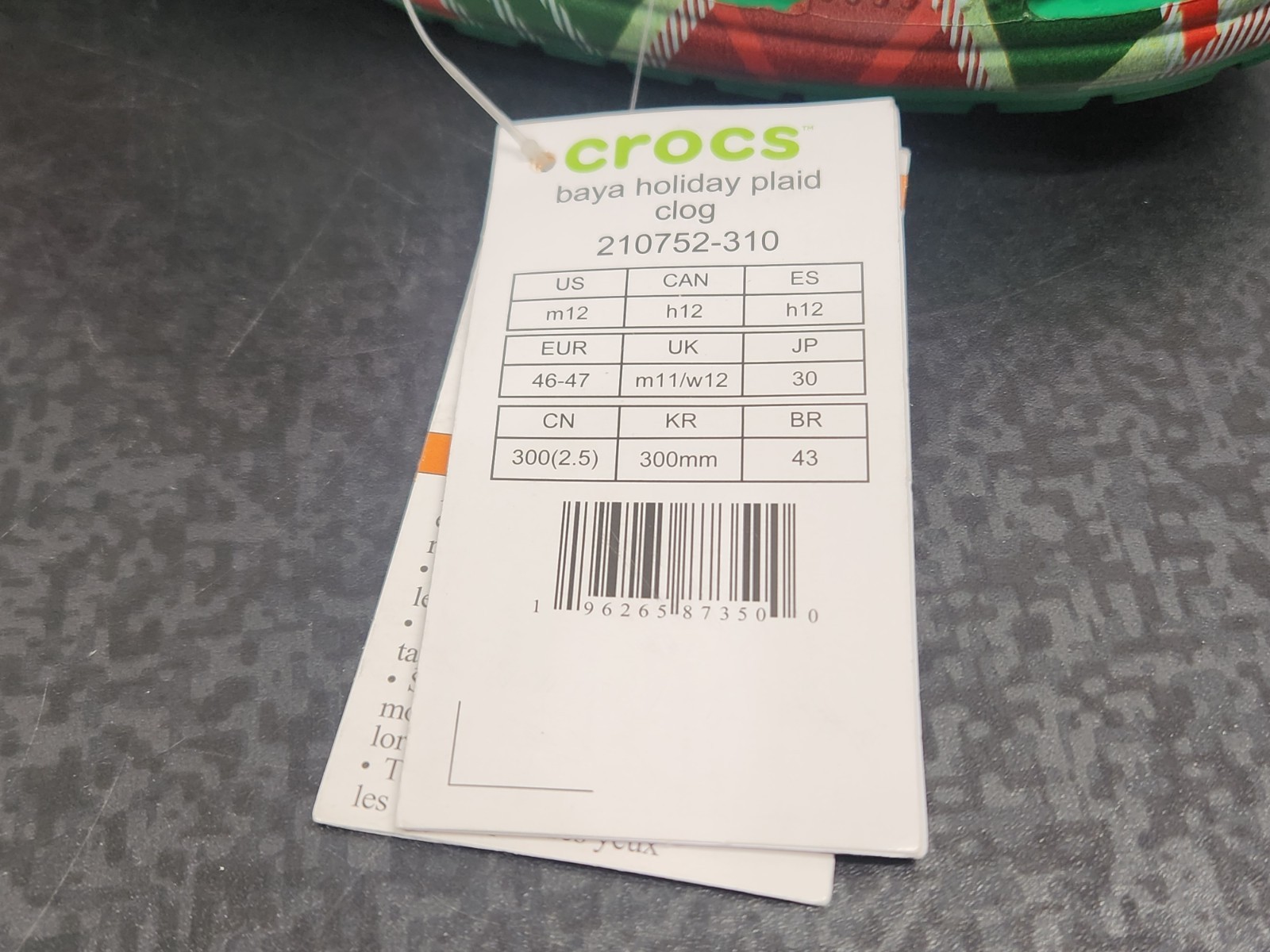 Crocs Baya Holiday Plaid Comfort Clogs Men’s 12 Women’s 14 Sandals Slides ~ NEW