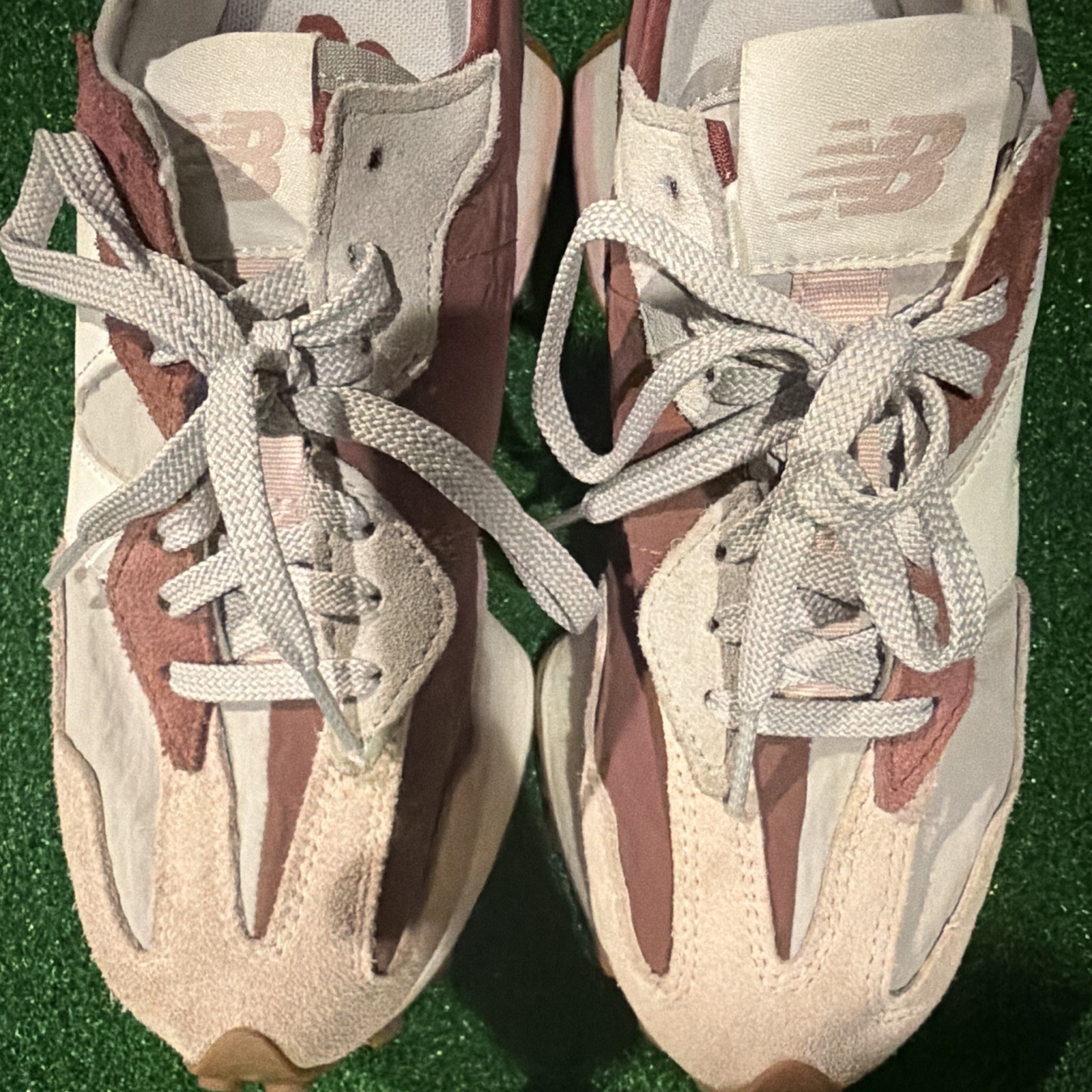 New Balance 327 Stone Pink/Raincloud Women’s Low Top Lace-Up Suede Sneakers