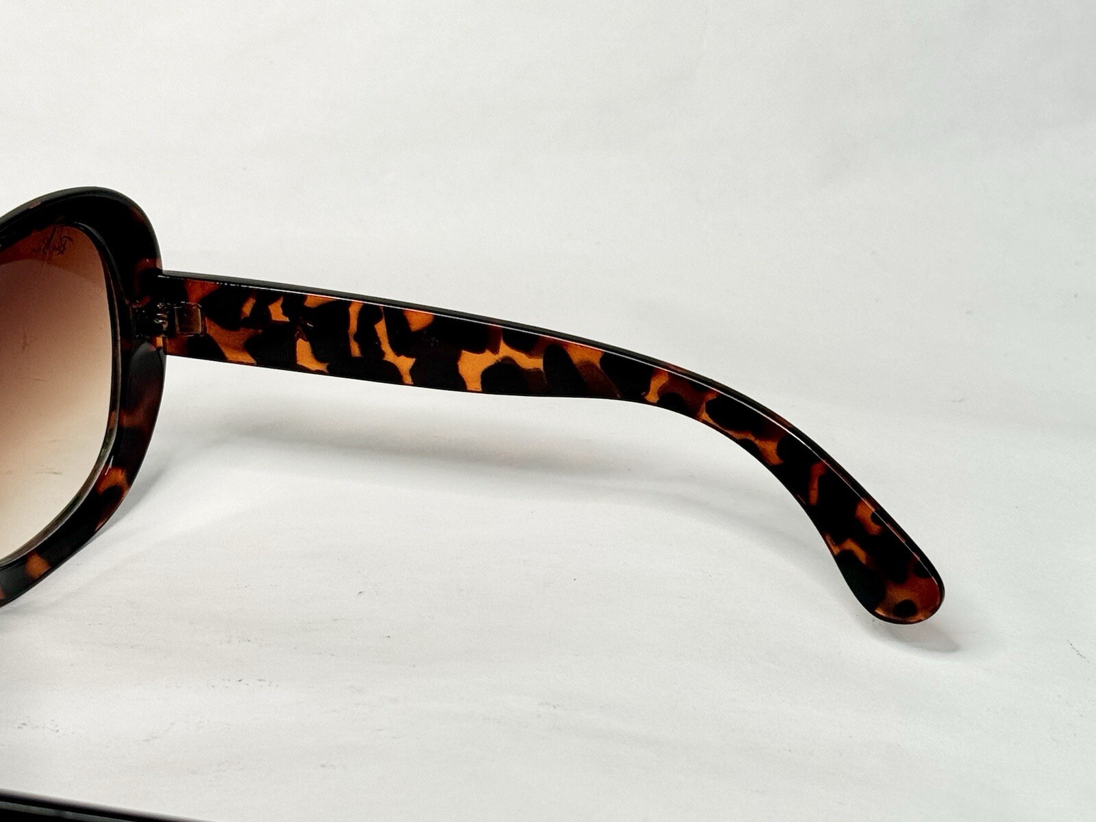 VTG Ray-Ban Jackie OHH-Polished Light Havana Frames Only – Unknown Model Number