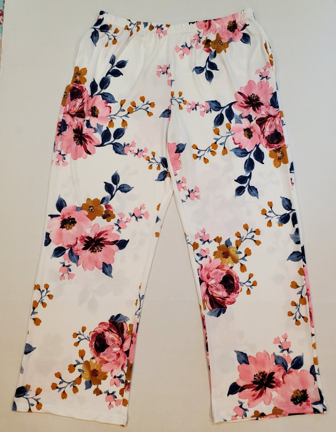 Women’s Top & Pants Set Long Sleeve Pull-On Size 2XL Floral Ivory Pink Blue