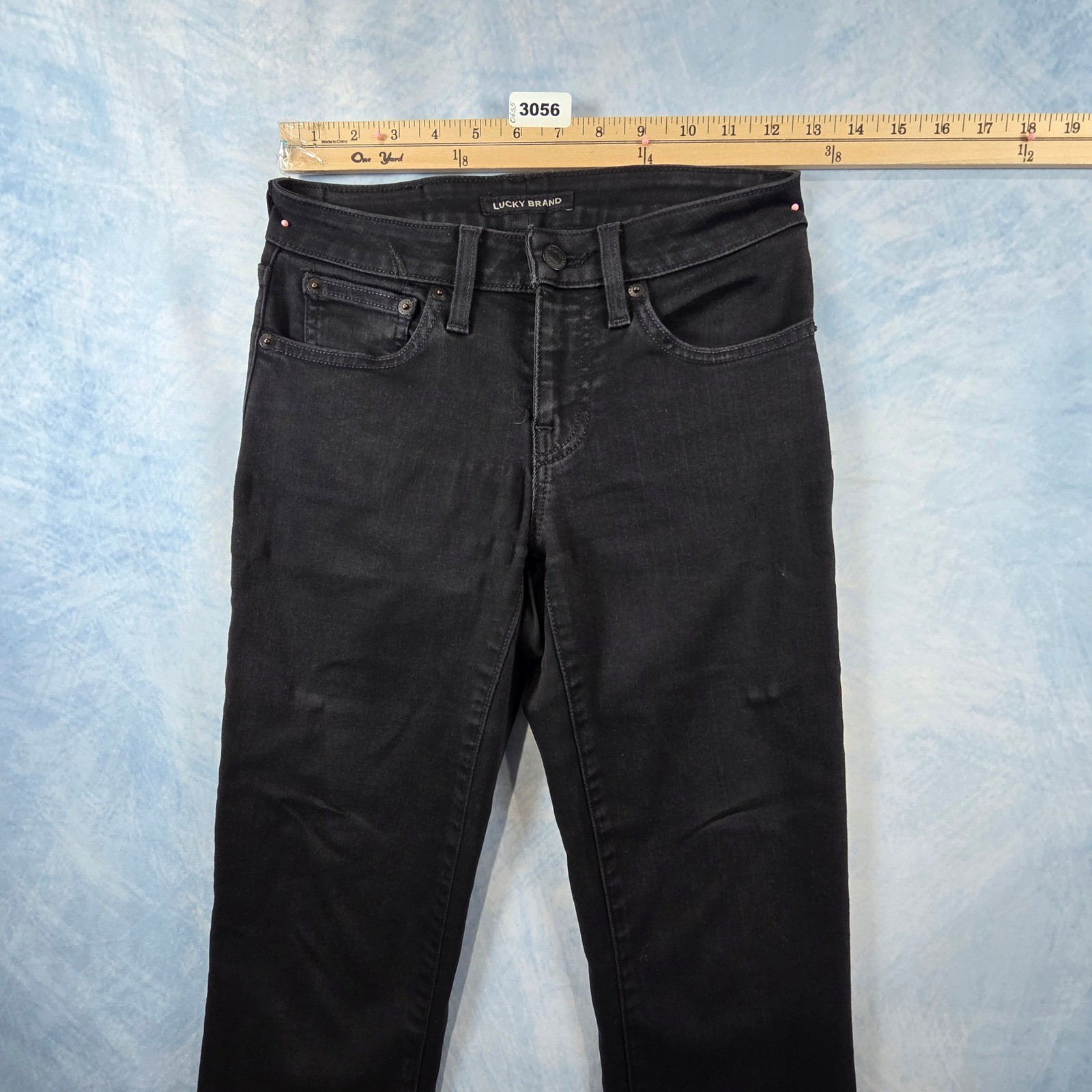 Lucky Brand Lolita Boot Black Low Rise Bootcut Jeans Womens 2/26R Stretch Denim