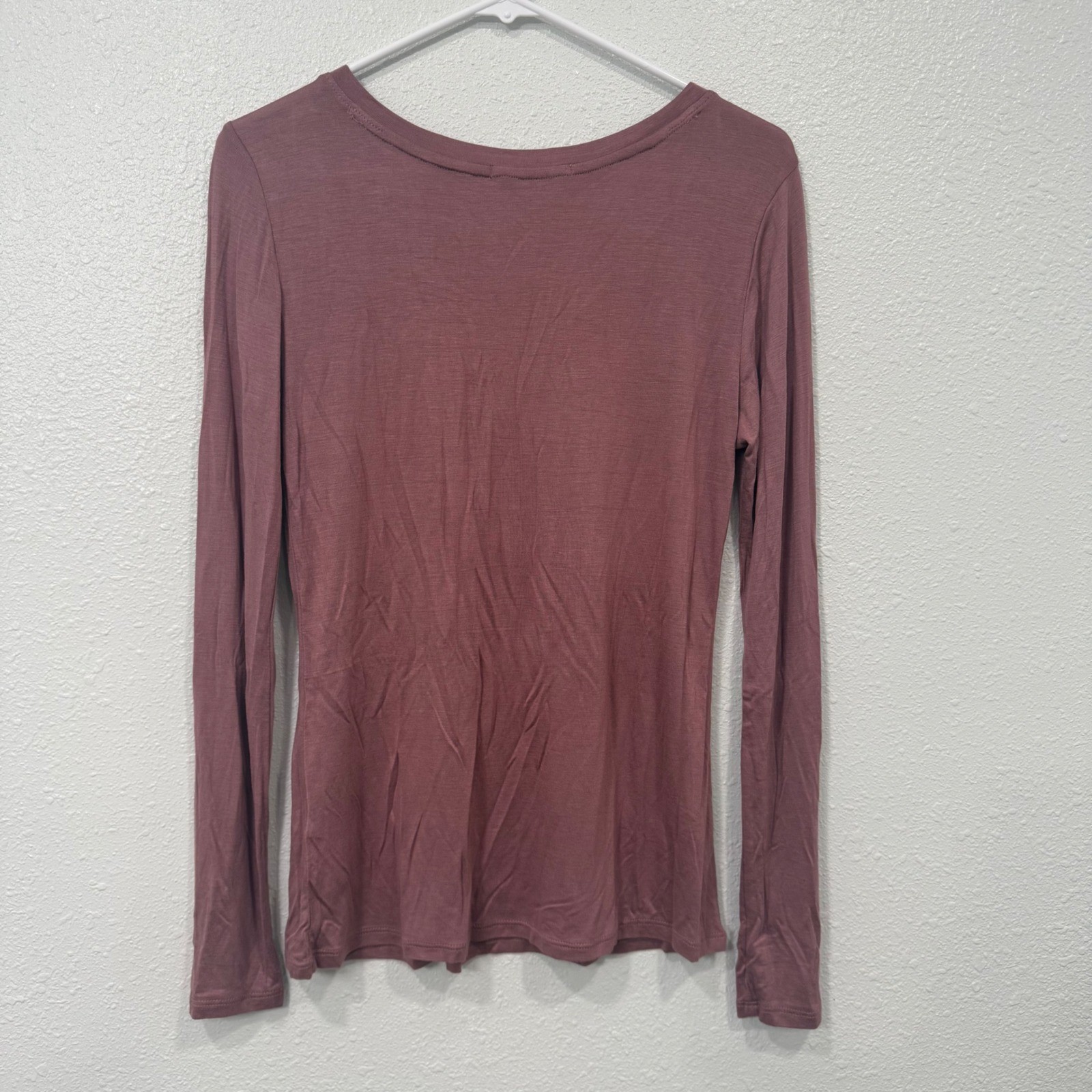 Active Basic Womens Mauve V-Neck Long Sleeve T-Shirt Size Large