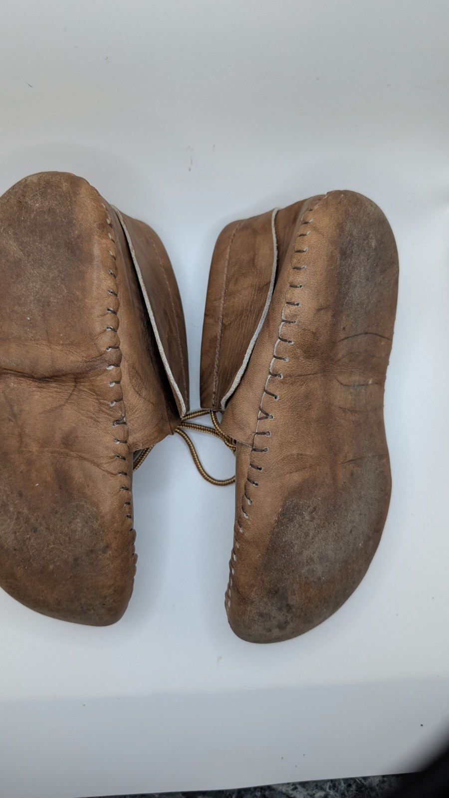TAOS MOCCASINS TAN Brown Leather Fringe Ankle Moccasins – Women’s 6.5 1/2 to 8