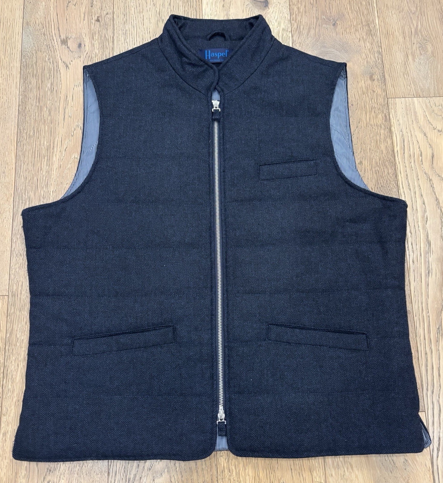 Haspel New Orleans Navy Quilted Wool Herringbone Vest Size XL