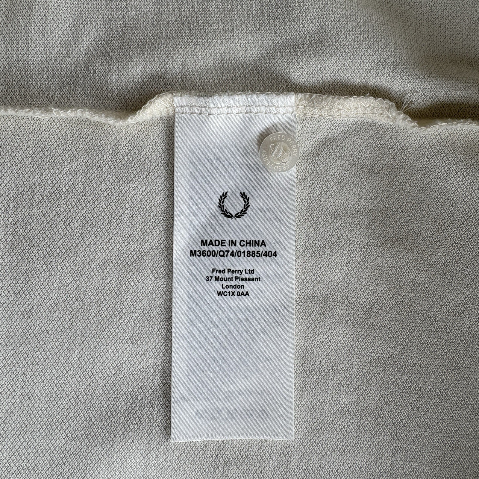BNWT Fred Perry M3600 Short Sleeve Twin Tipped Polo Shirt Ecru Size Medium