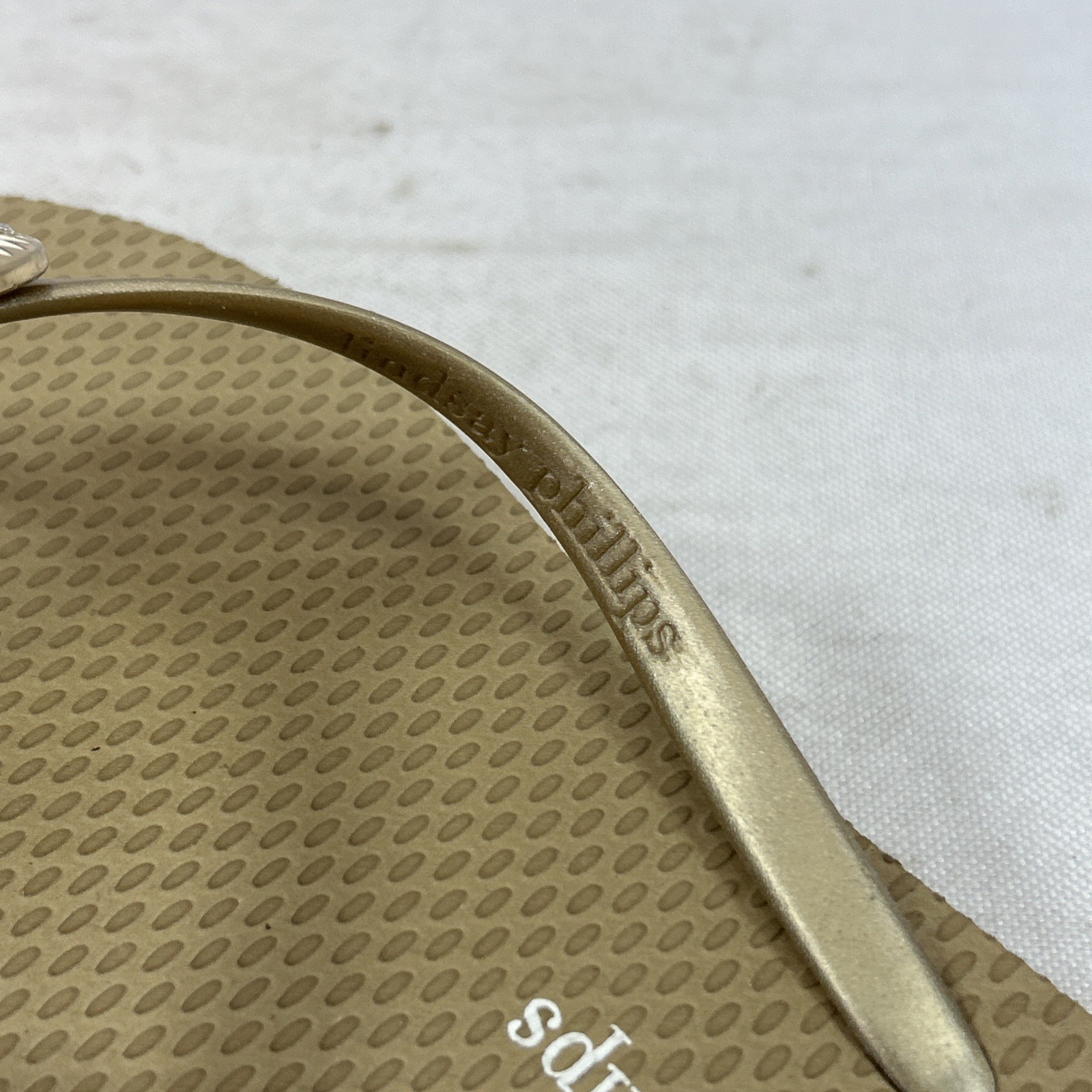 Lindsay Phillips Wedge Thong Sandals Switchflops Size 7M Gold Slides