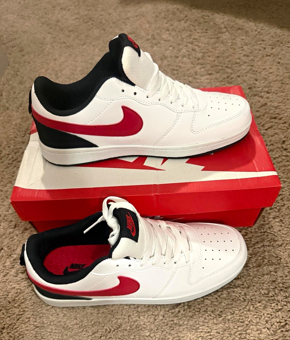 Nike Unisex Kids Sneaker US 9.5 White/Red/Black Colorblock Low Top
