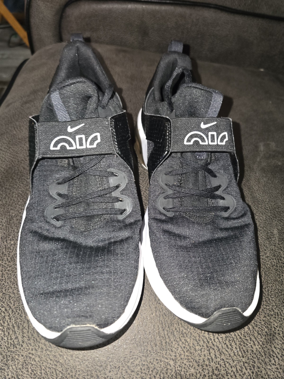 Nike Air Max Bella TR 5 Running Shoes Women’s 9 Black White Charcoal DD9285-010