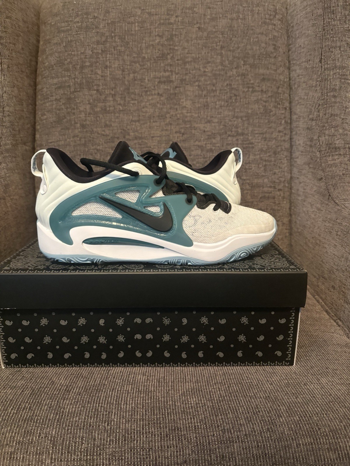 Nike KD 15 ‘Mariners’