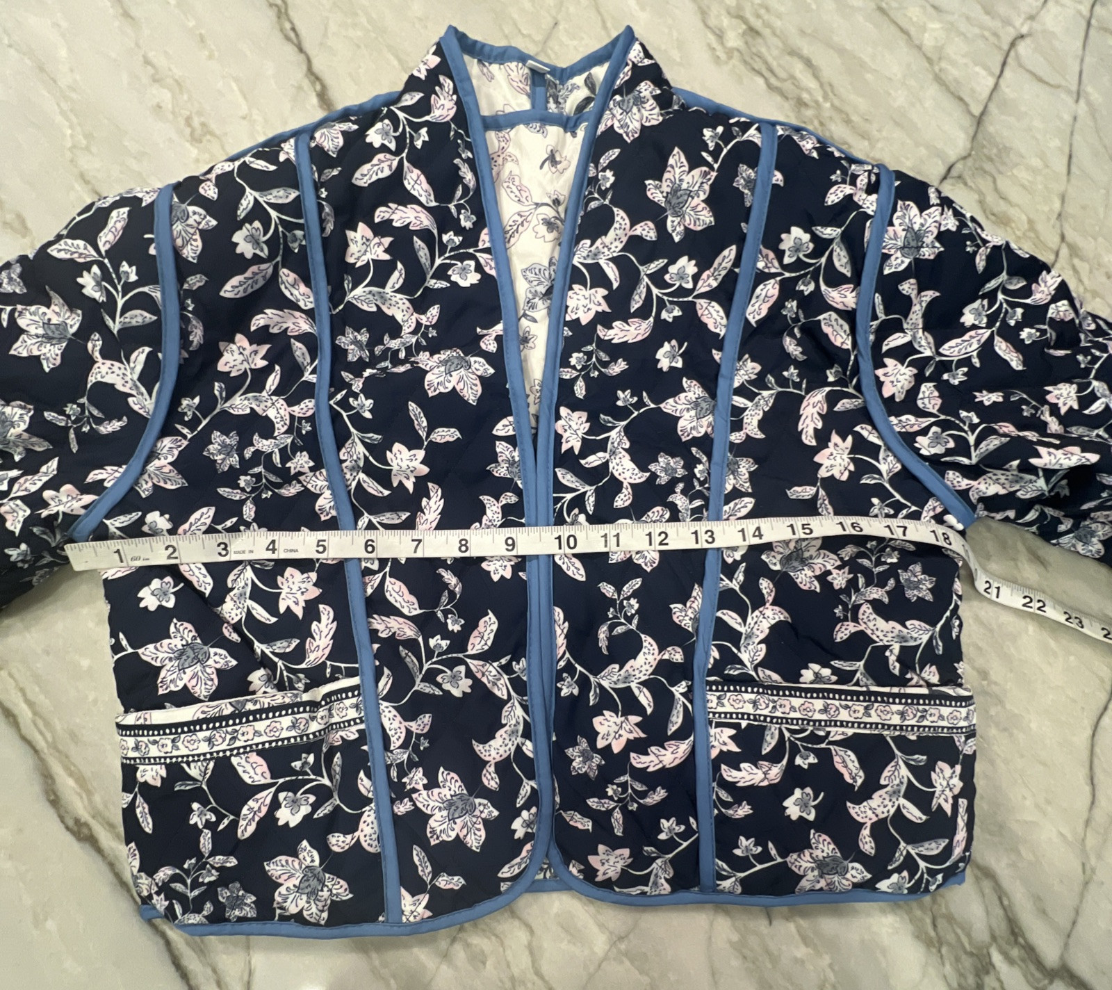 Reversible Quilted Jacket Cropped Sz MED* Navy Blue Floral Ivory/Pink