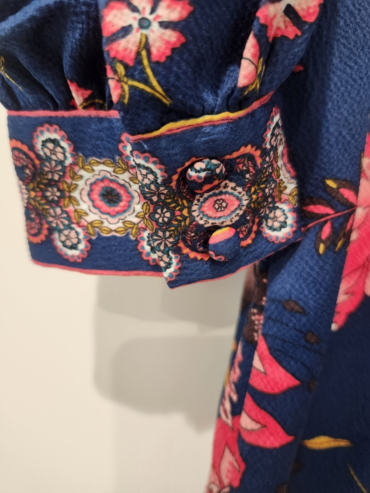 LOFT Women’s Petite Medium Satin Wildflower Shift Dress Navy Blue Multi-Color
