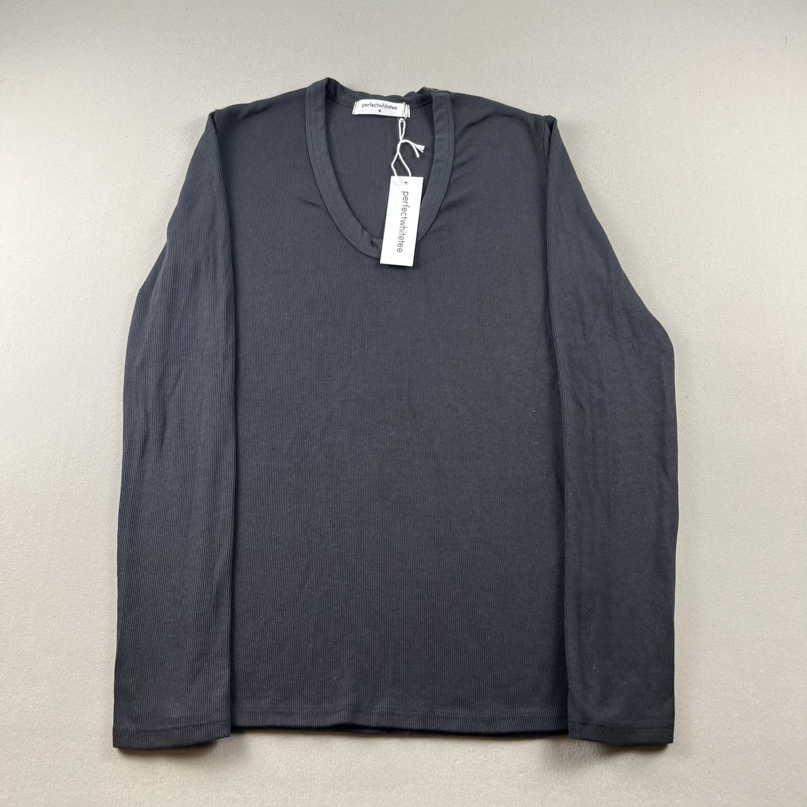 Perfectwhitetee Shirt Top Womens Medium Gray V Neck Ribbed Long Sleeve Stretch
