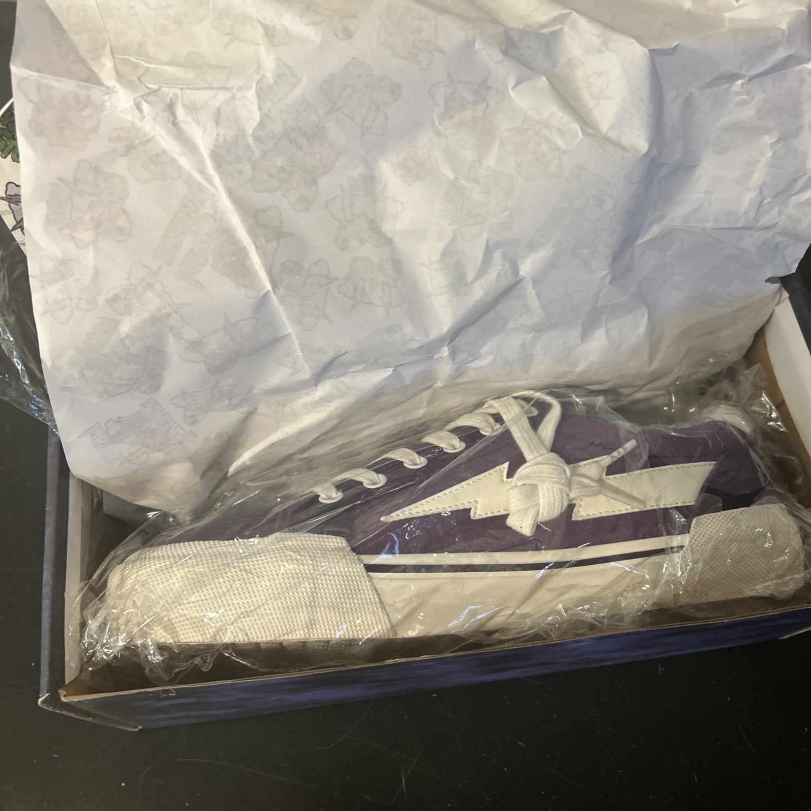Revenge X Storm V2 Dark Violet White Sz9m Low Top Extra Laces