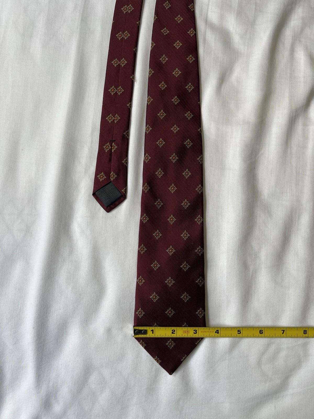 NWT Brooks Brothers Makers & Merchants Silk Tie Burgundy Geometric Medallion USA