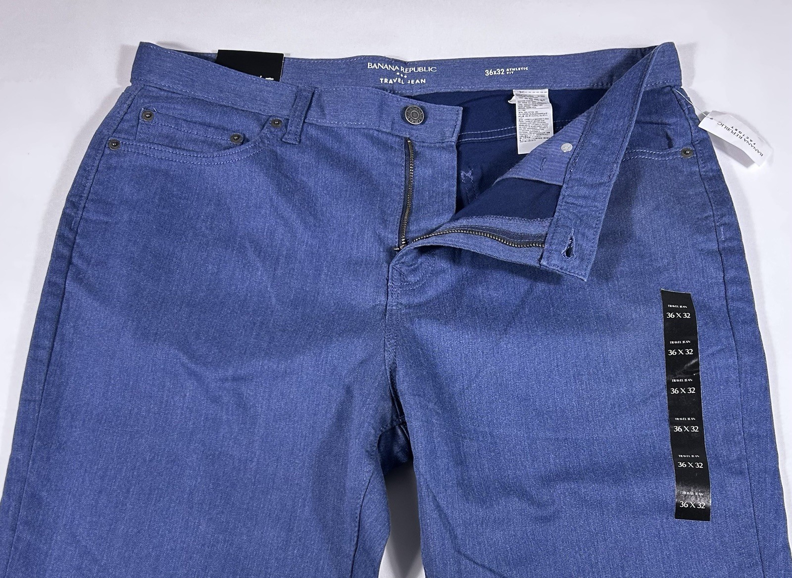 NWT Banana Republic Men’s 36×32 Blue Heather Athletic Fit Travel Jeans (36×31)