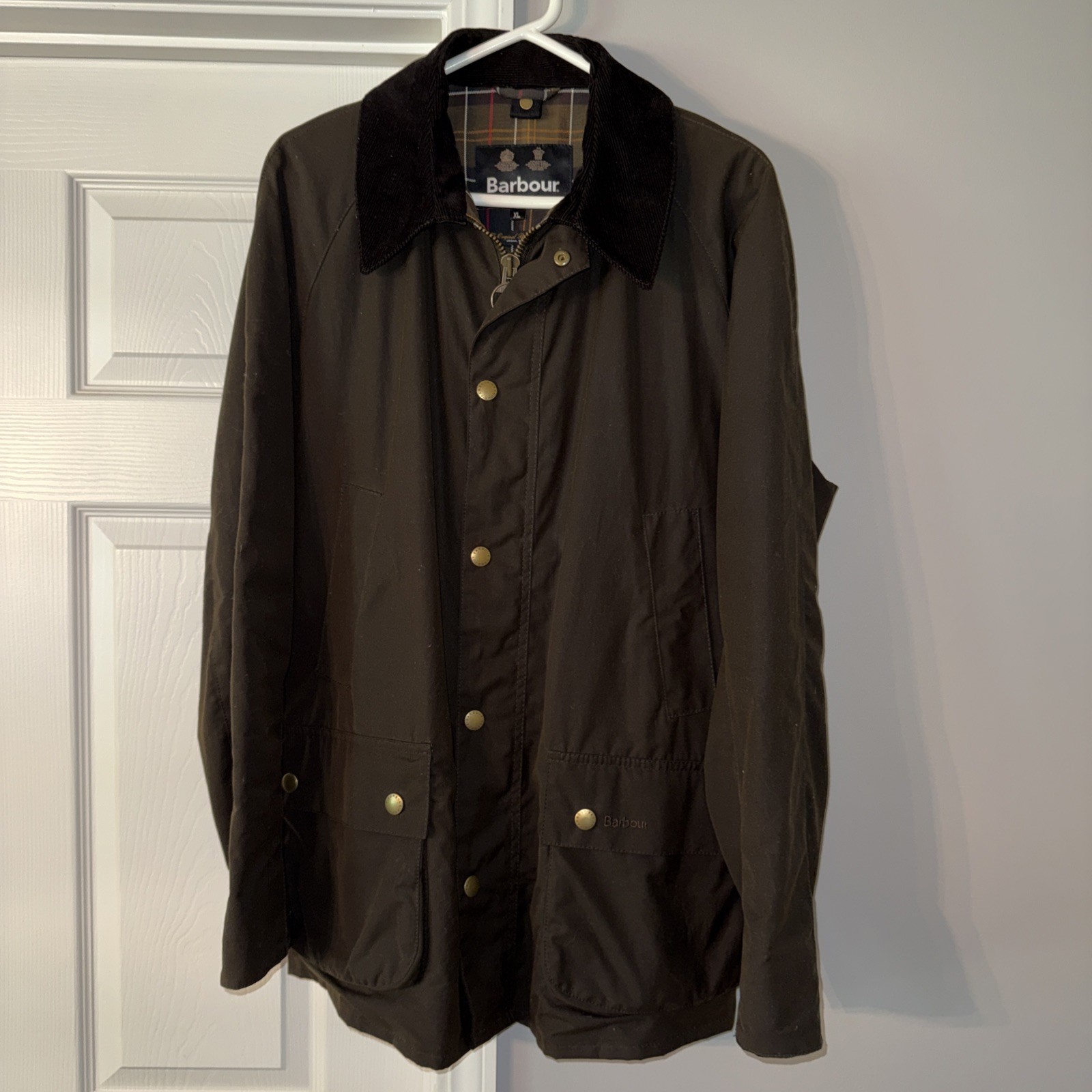 Elevate Your Style: Barbour Ashby Jacket – Timeless Icon with Unmatched Quality