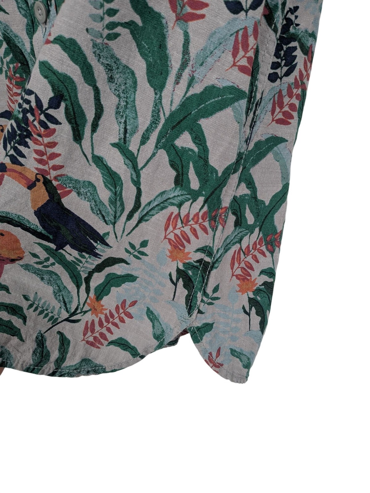 Tropical Print Button Up Shirt Parrot Toucan Vacation Aloha Jungle Resort Large