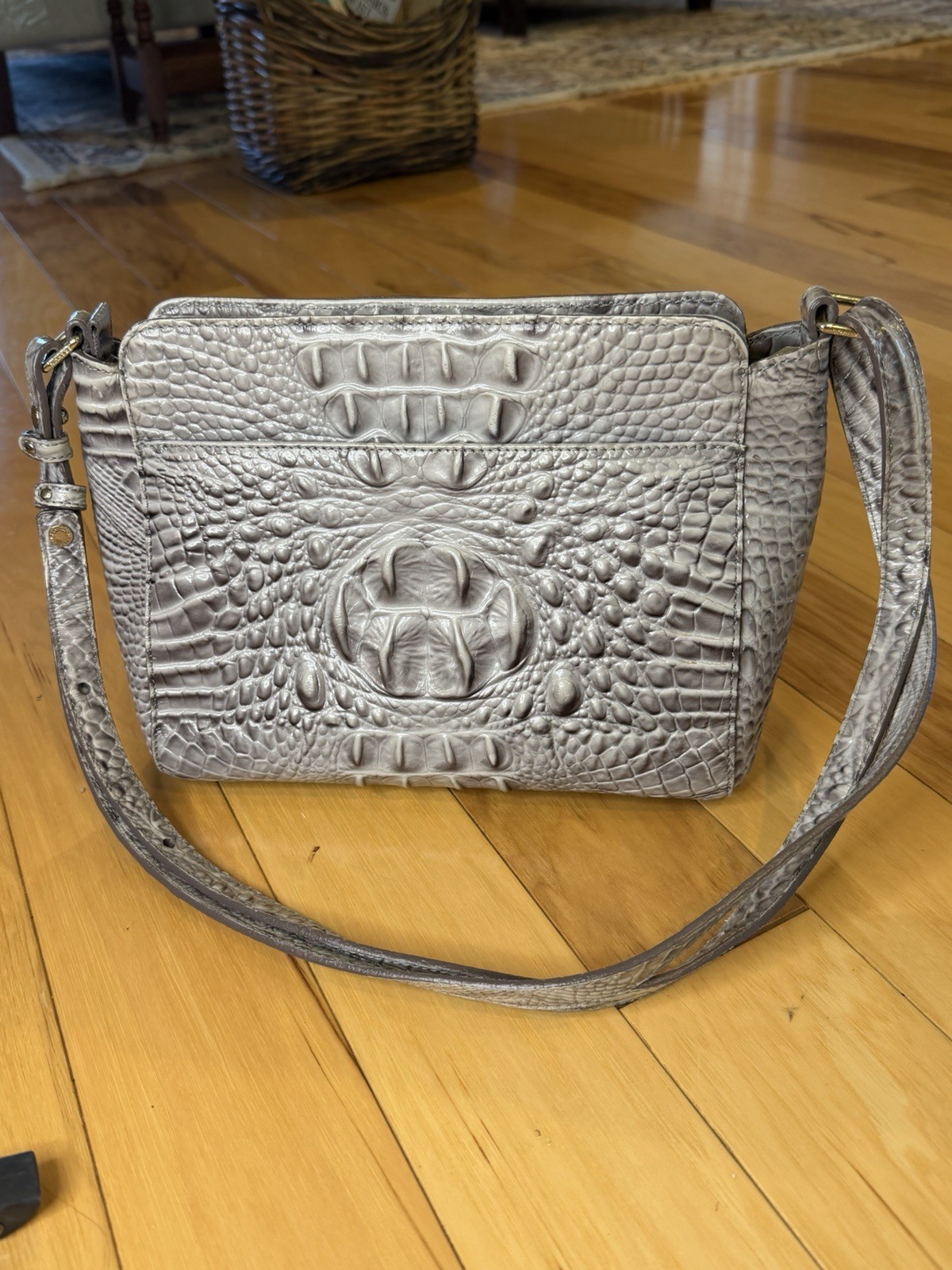 Brahmin Melbourne Gray Croc Embossed Leather Shoulder Bag Purse Gold Hardware