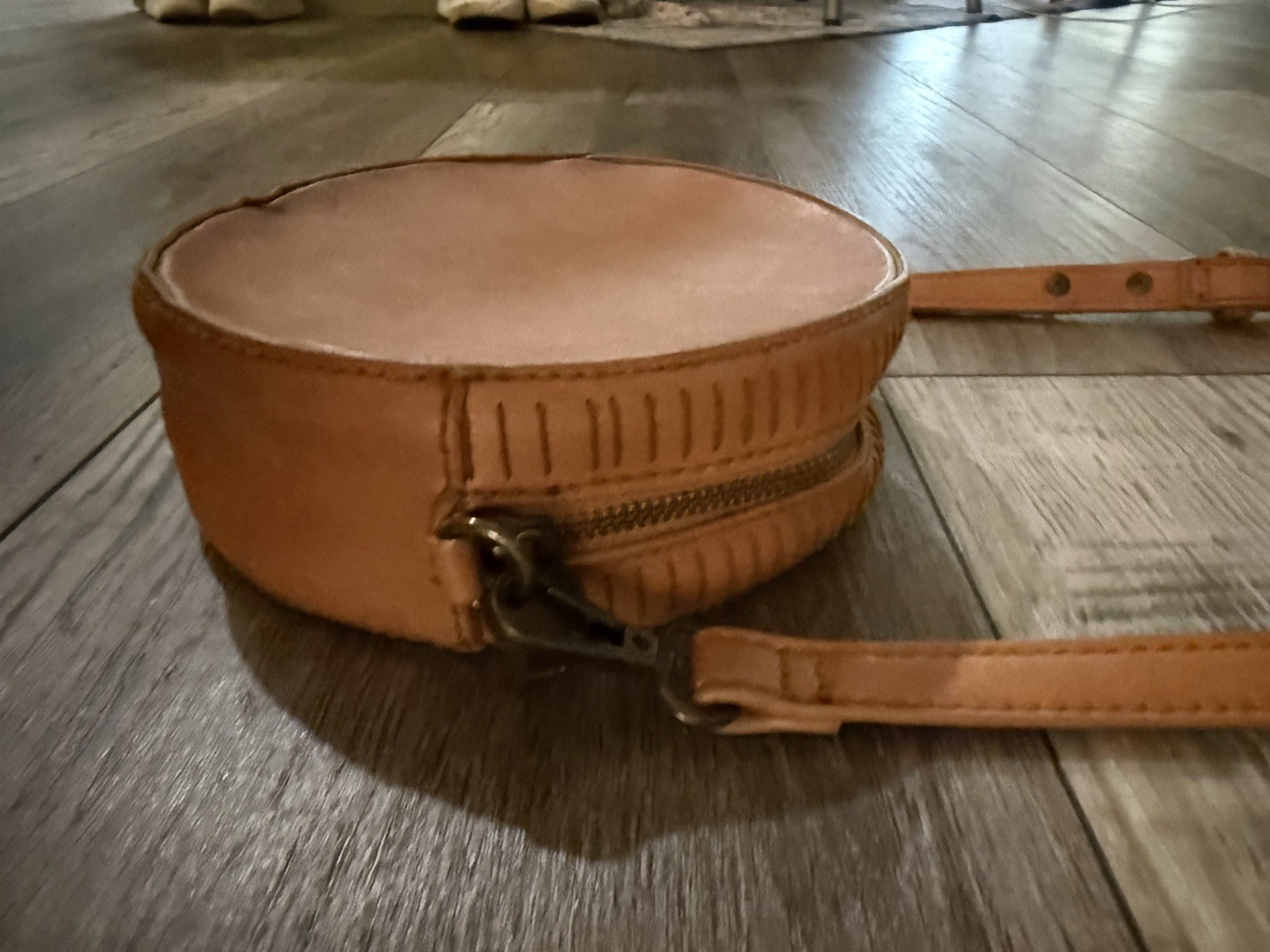 Universal Thread Brown Solid Round Crossbody Bag Zip Gold Hardware