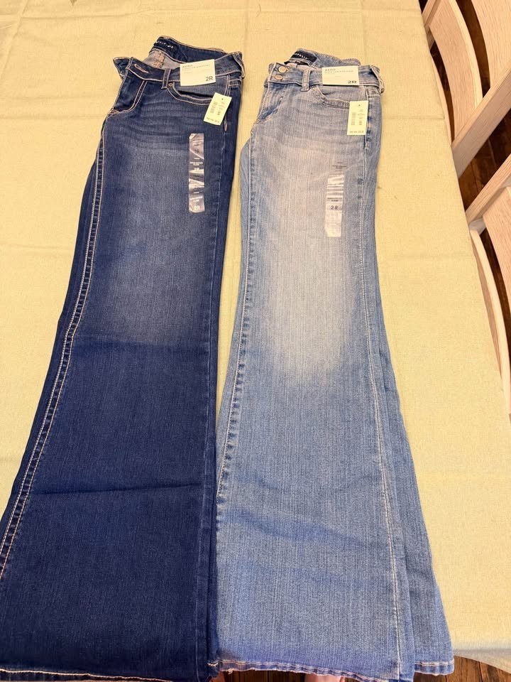 2 Aeropostale Flare Jeans Size 2