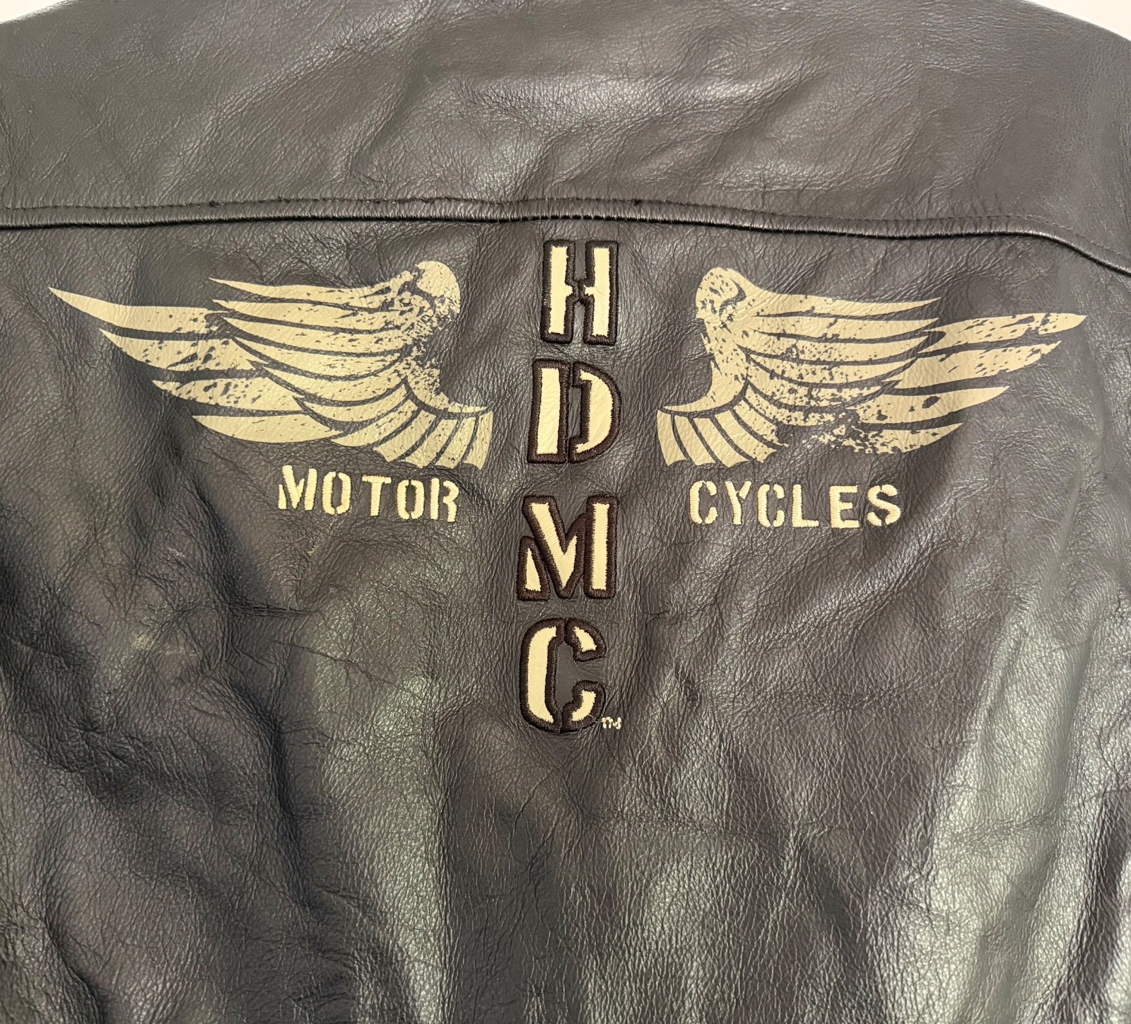 Harley Davidson Leather Jacket & Embossed Geniune back XL Men’s Sept 2009 tag