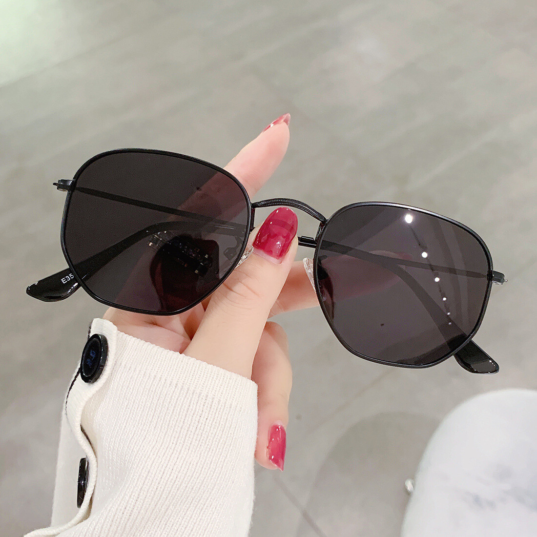Hipster Hexagonal Sunglasses Men Women Vintage Metal Frame Retro Shade Glasses