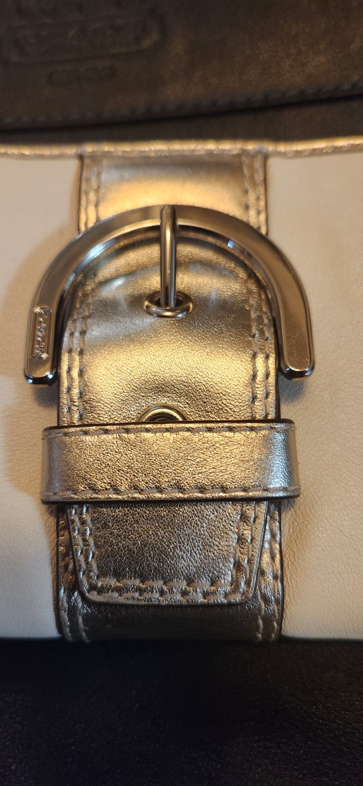 Vintage Coach Soho Pleated Leather Buckle Slim Wallet F45622 Cream Gold Y2K