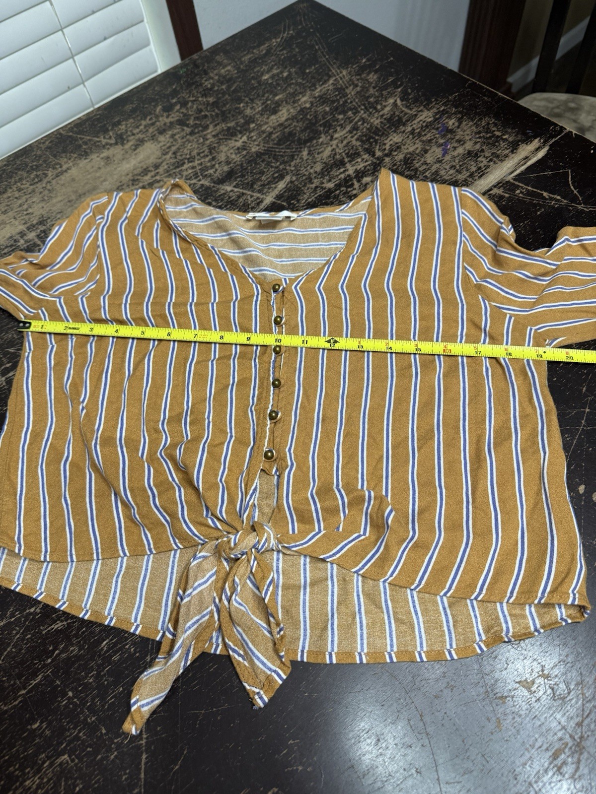 Urban Romantics Blouse Women’s Medium Orange Blue Button V-Neck Stripe Crop Top