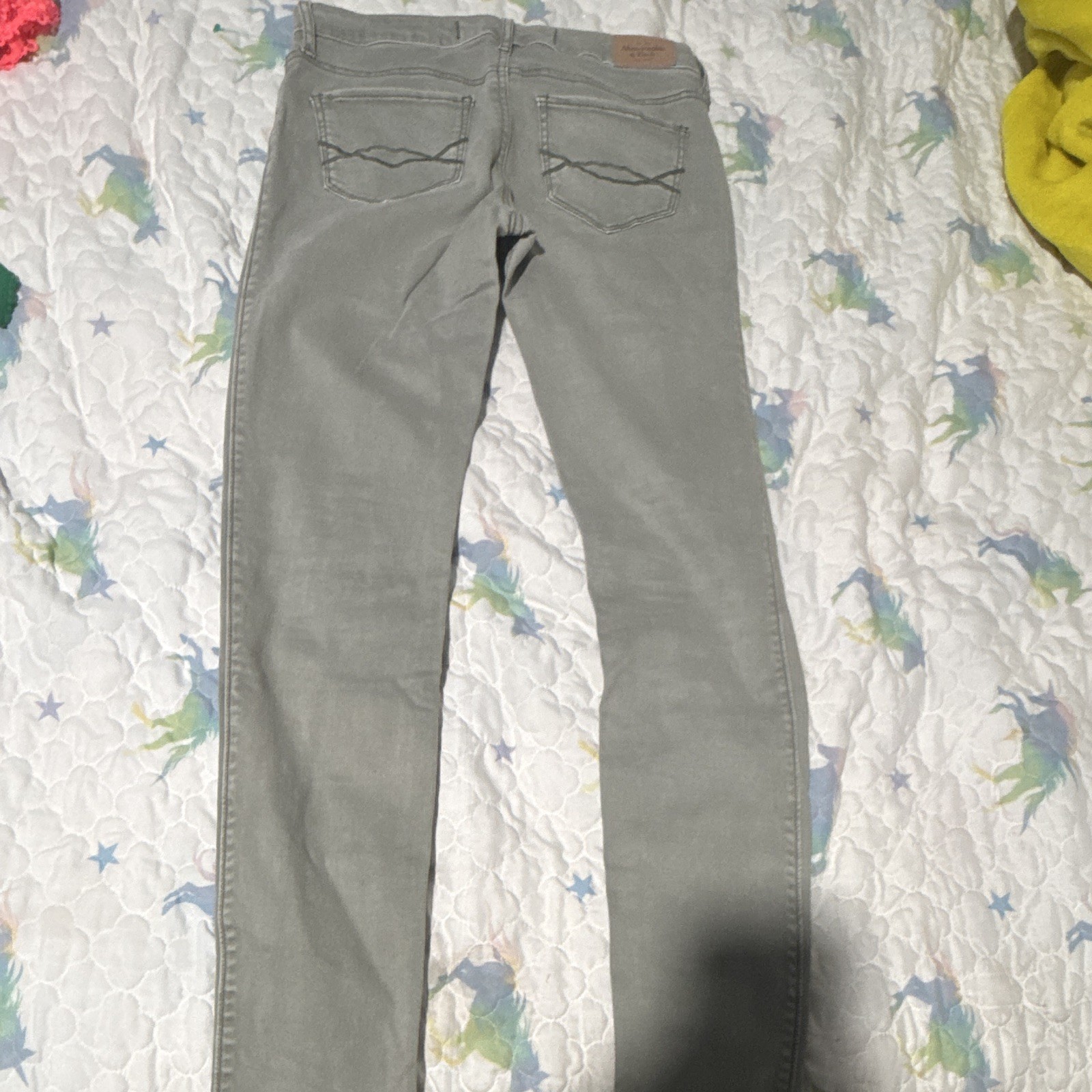 Abercrombie & Fitch Women’s Ultra Low Rise Gray Skinny Denim Jeans, 5-Pocket