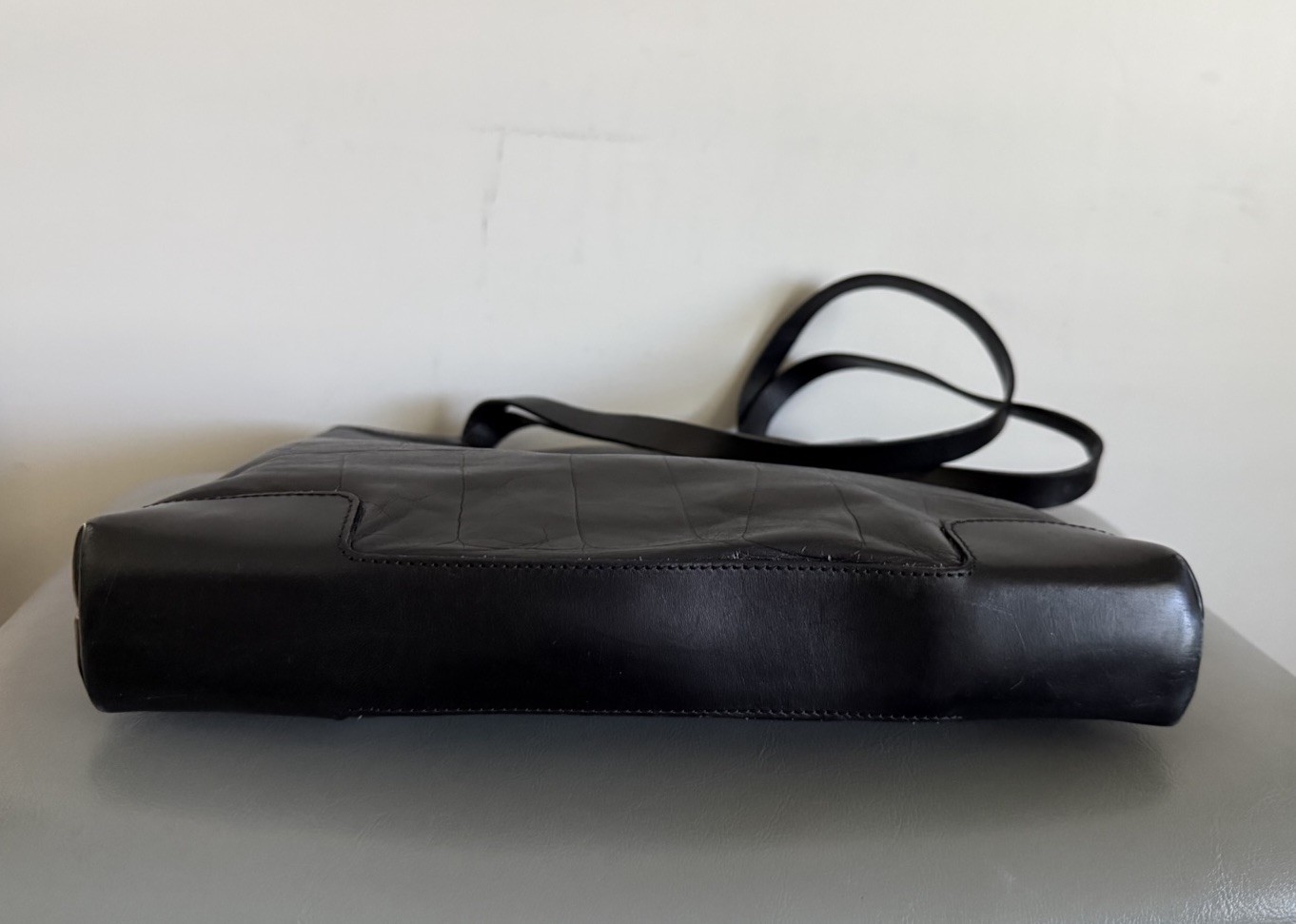 falor le borse croc embossed Black leather bag Italy EUC