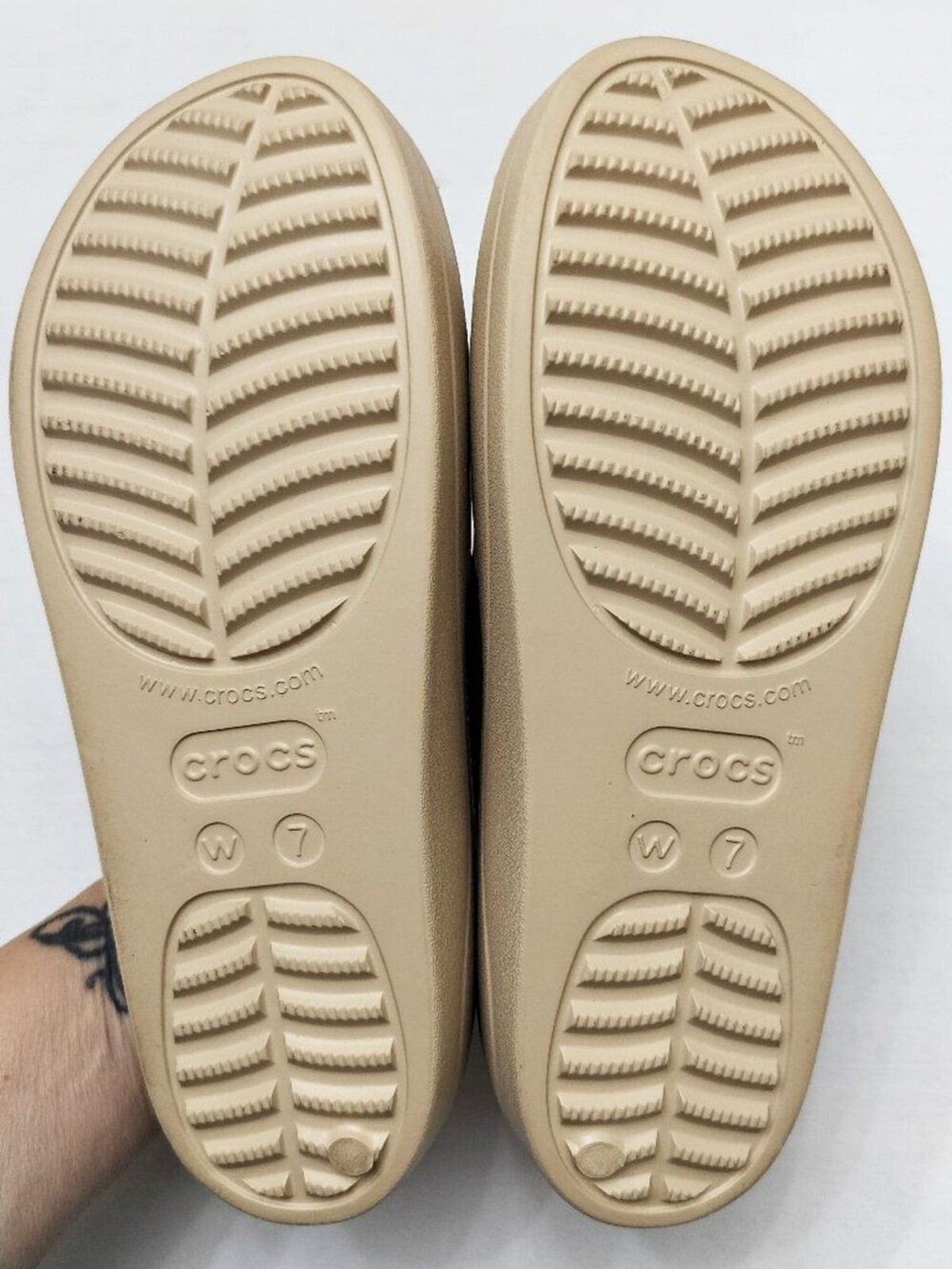 CROCS Baya Platform Slide Sandal Double Two Strap Wedge Chai Tan Beige Sz 7 NEW